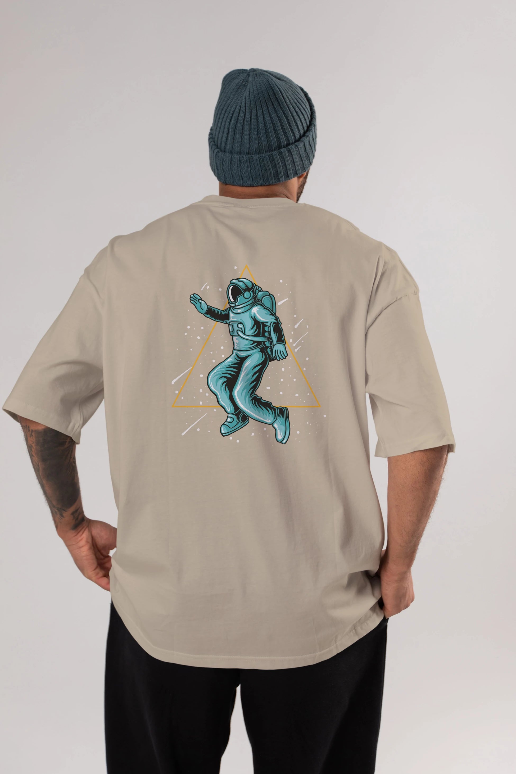 Astronaut Starry Triangle Arka Baskılı Oversize t-shirt Erkek Kadın Unisex