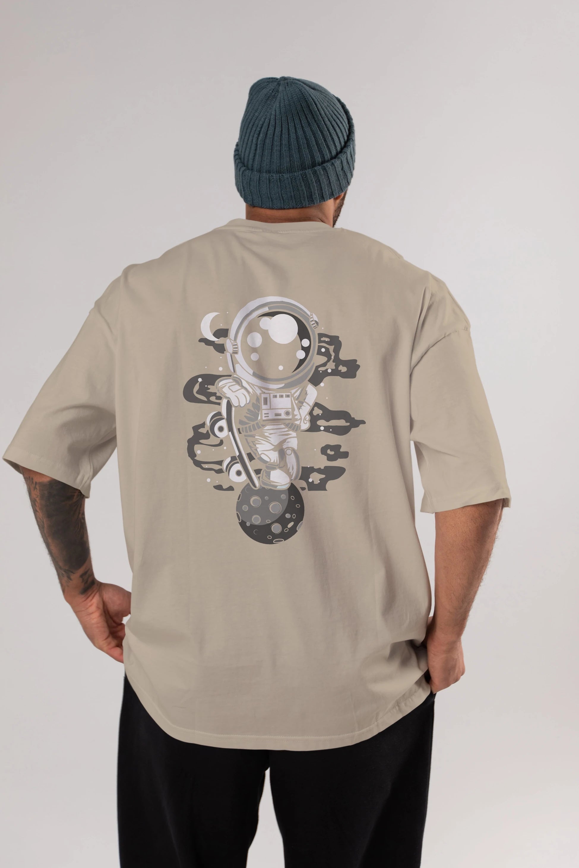 Astronaut Skater Boy Arka Baskılı Oversize t-shirt Erkek Kadın Unisex