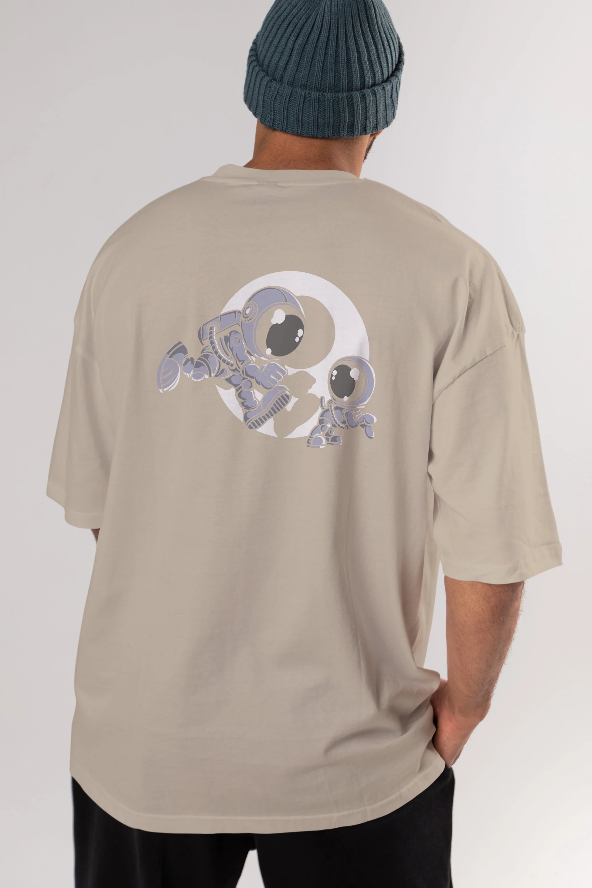 Astronaut And Little Dog Arka Baskılı Oversize t-shirt Erkek Kadın Unisex