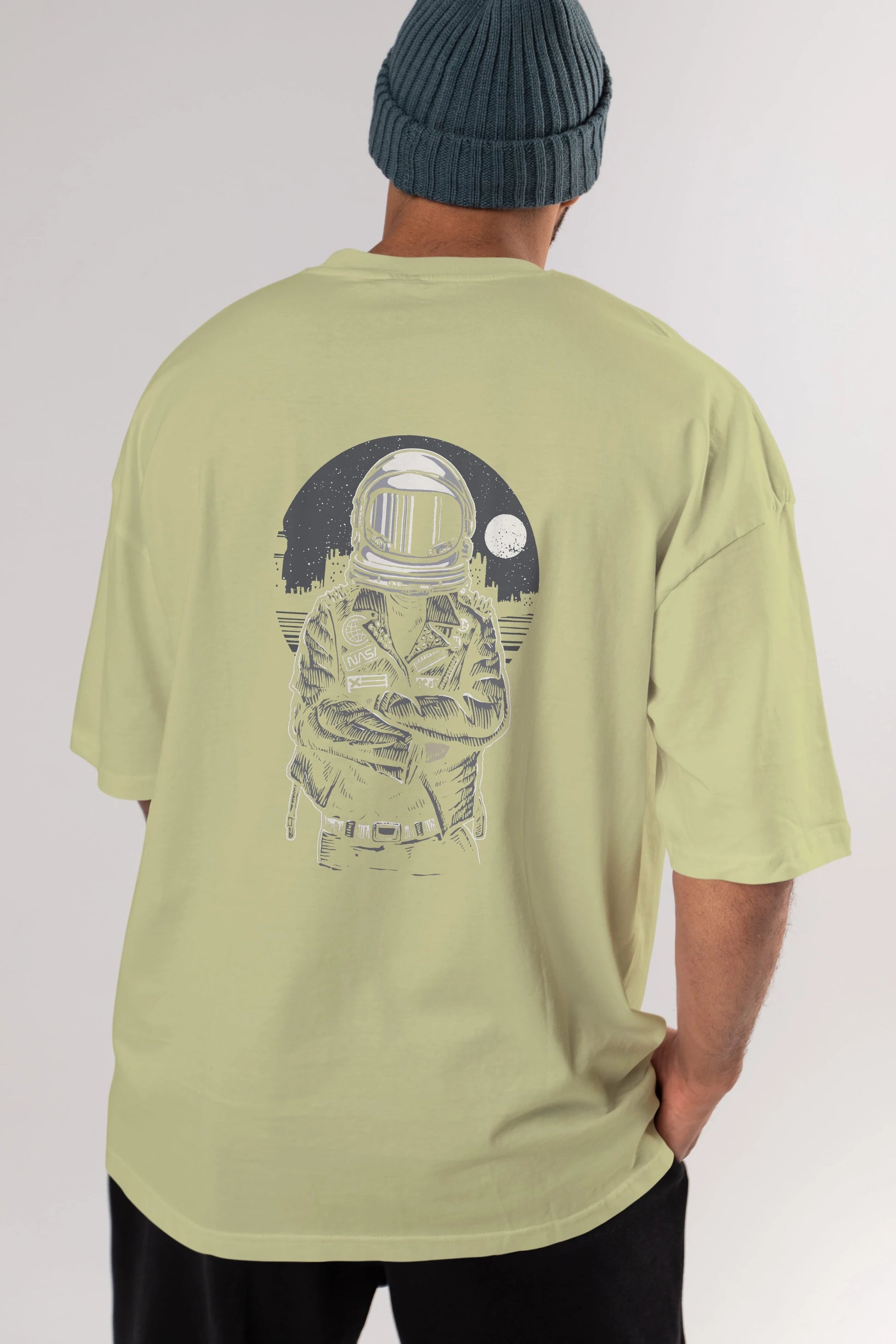 Astronaut Rebel Arka Baskılı Oversize t-shirt Erkek Kadın Unisex %100 Pamuk