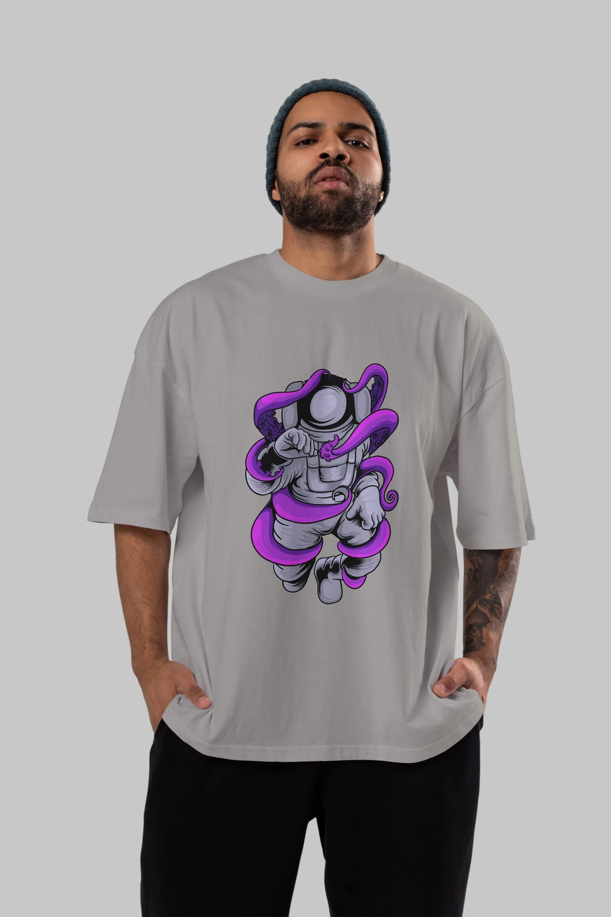 Astronaut fighting octopus Ön Baskılı Oversize t-shirt Erkek Kadın Unisex