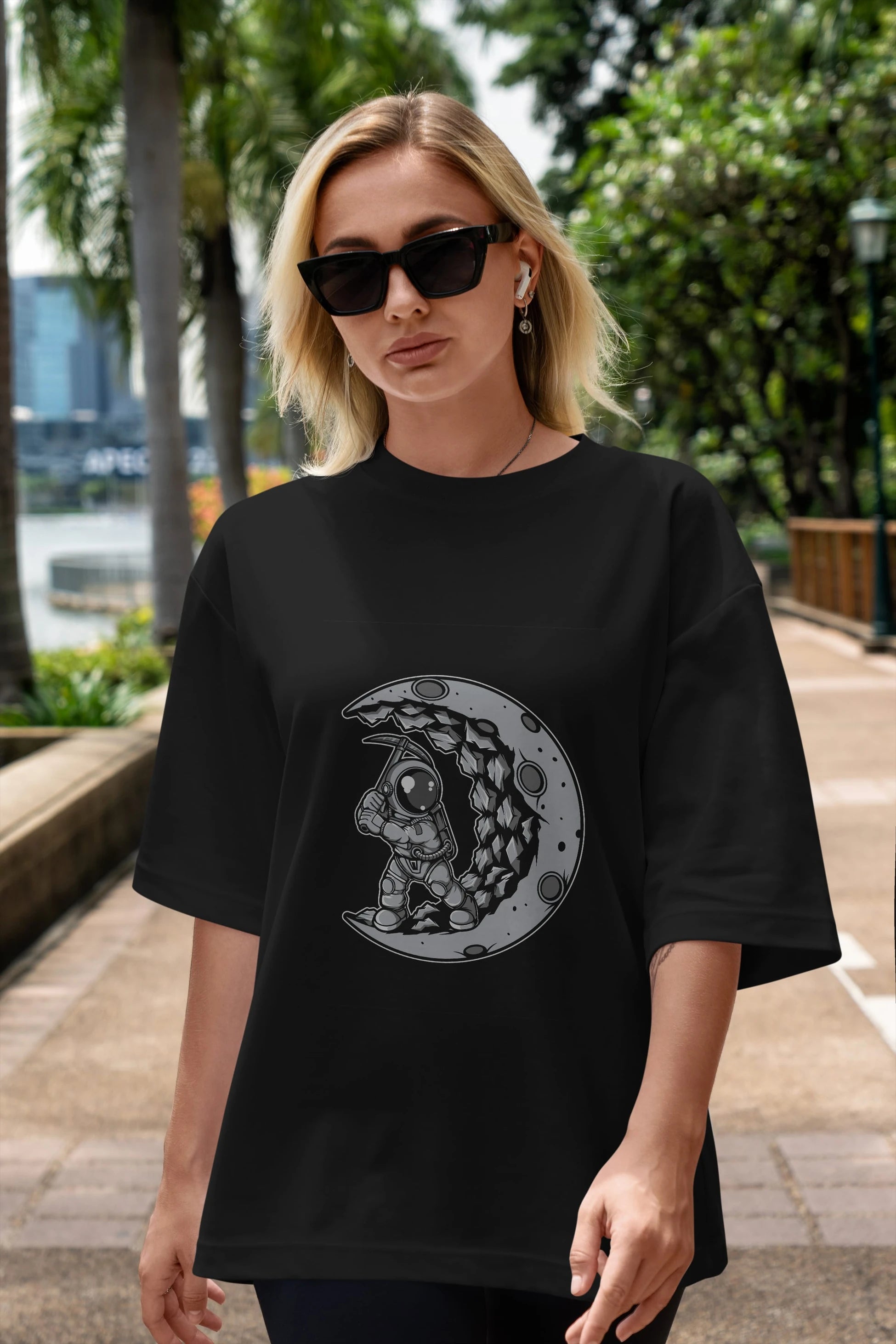Astronaut Moon Digger Ön Baskılı Oversize t-shirt Erkek Kadın Unisex