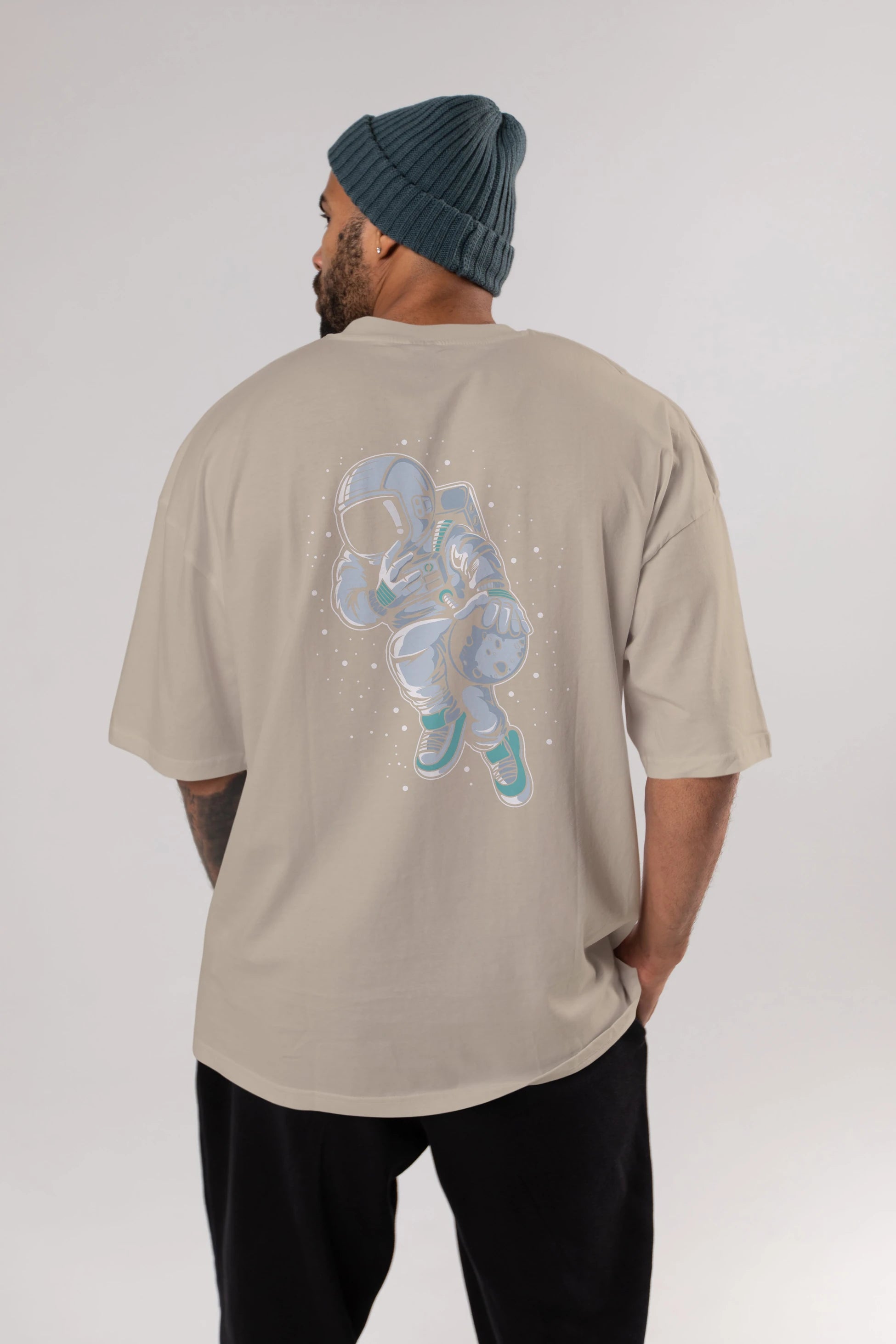 Astronaut Basketball (2) Arka Baskılı Oversize t-shirt Erkek Kadın Unisex