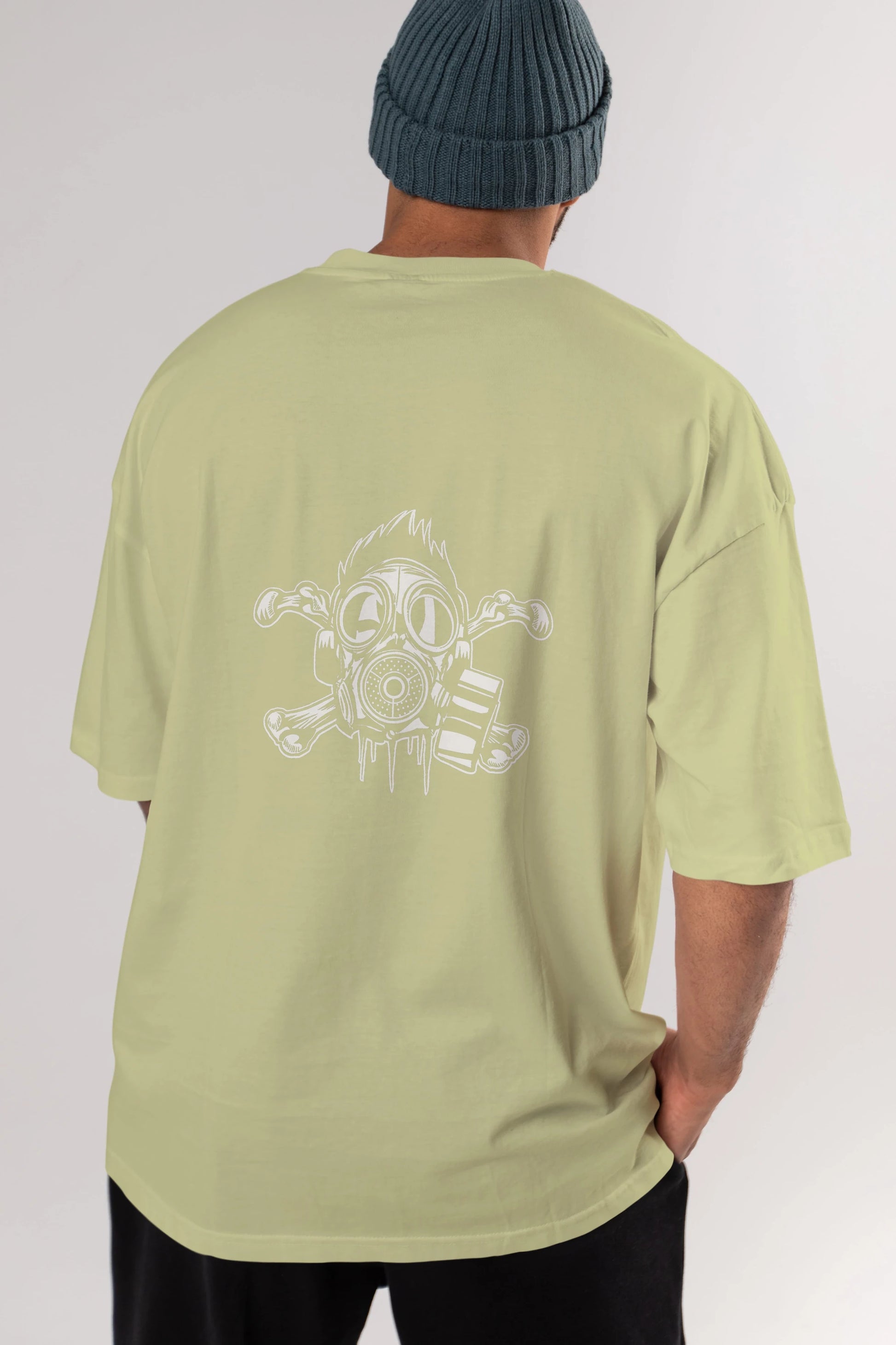Cross Bones Gasmask Arka Baskılı Oversize t-shirt Erkek Kadın Unisex %100 Pamuk