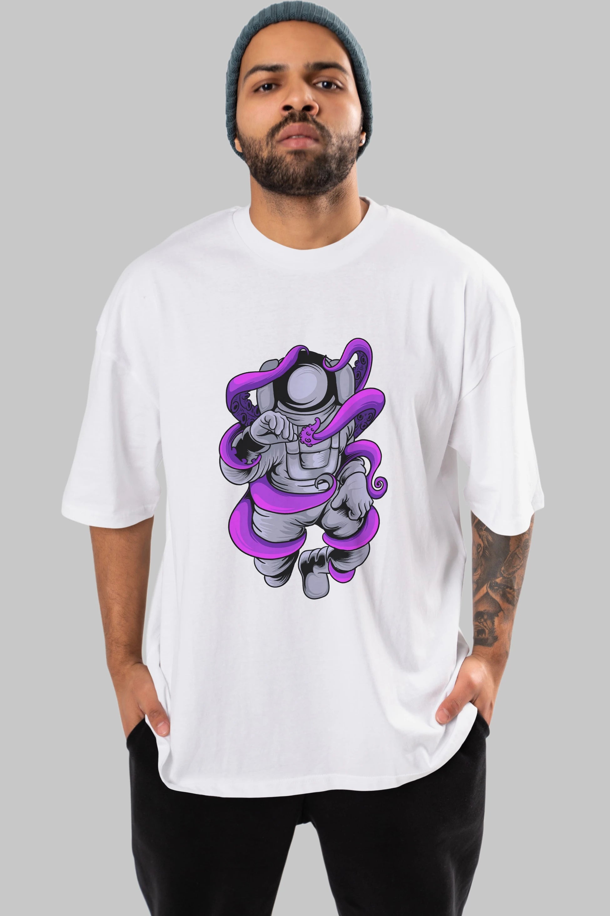 Astronaut fighting octopus Ön Baskılı Oversize t-shirt Erkek Kadın Unisex