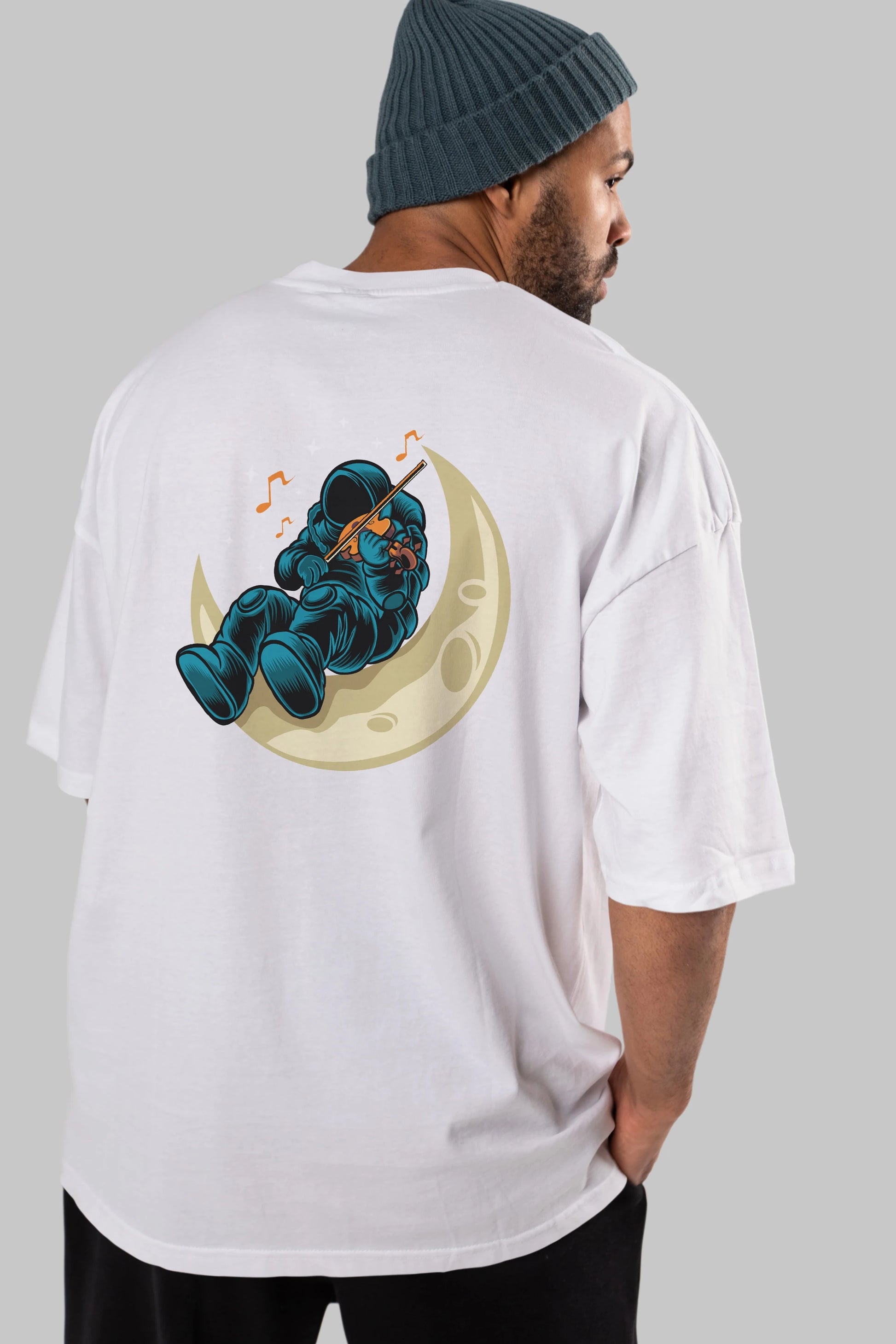 Playing Vionist in Space Arka Baskılı Oversize t-shirt Erkek Kadın Unisex
