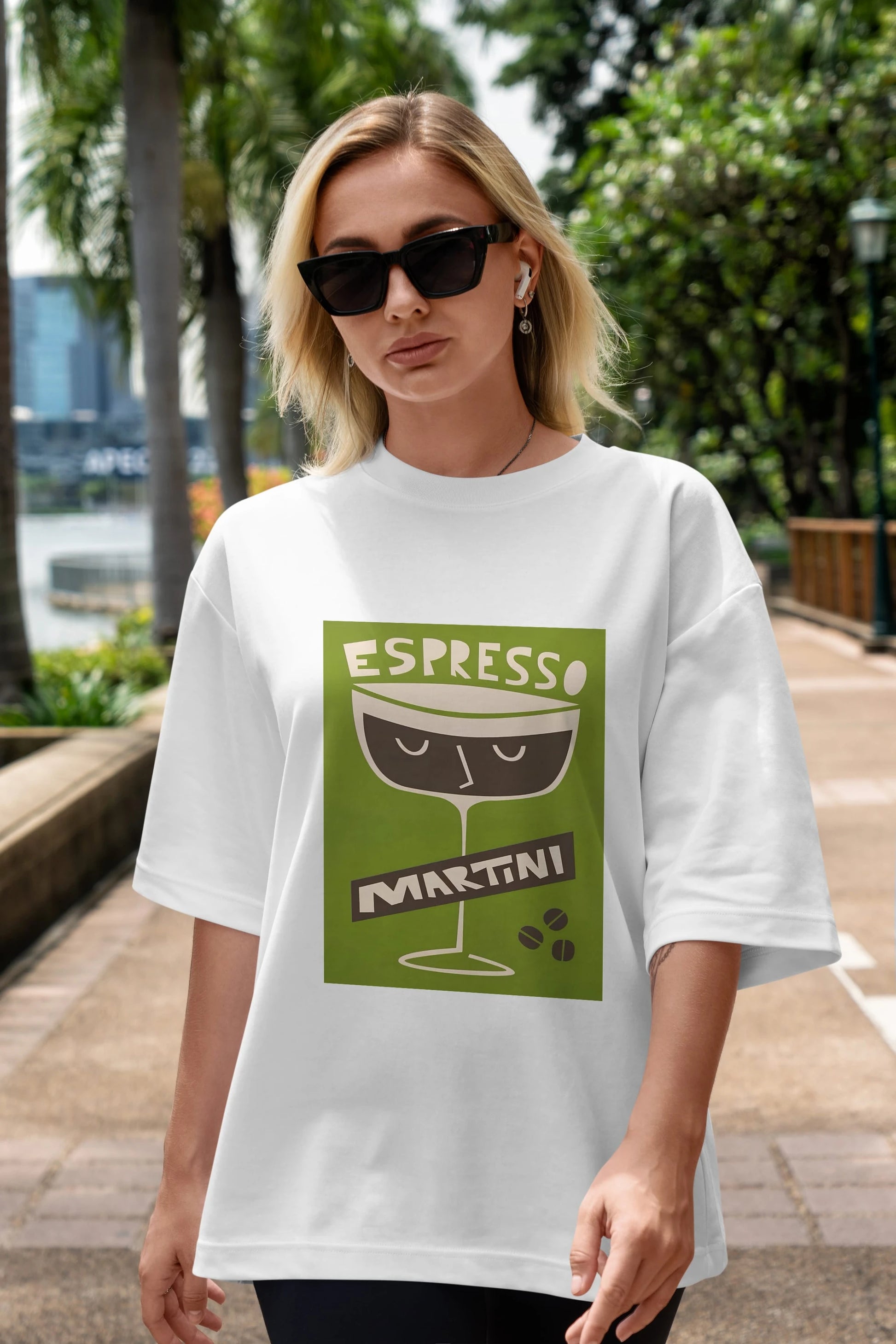 Espresso Martini 2 Ön Baskılı Oversize t-shirt Erkek Kadın Unisex %100 Pamuk Bisiklet Yaka tişort