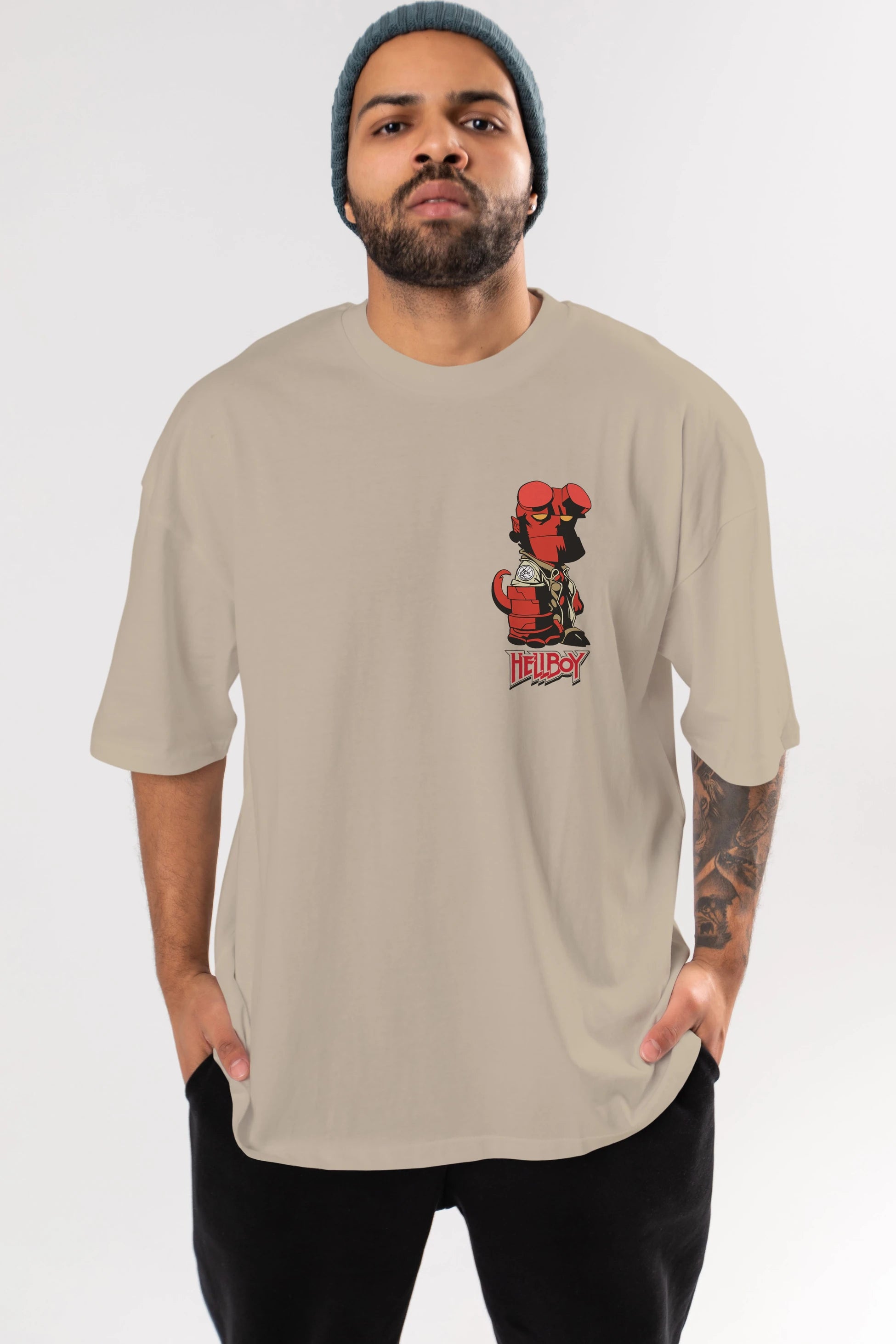Hellboy (1) Ön Sol Baskılı Oversize t-shirt Erkek Kadın Unisex %100 Pamuk Bisiklet Yaka tişort