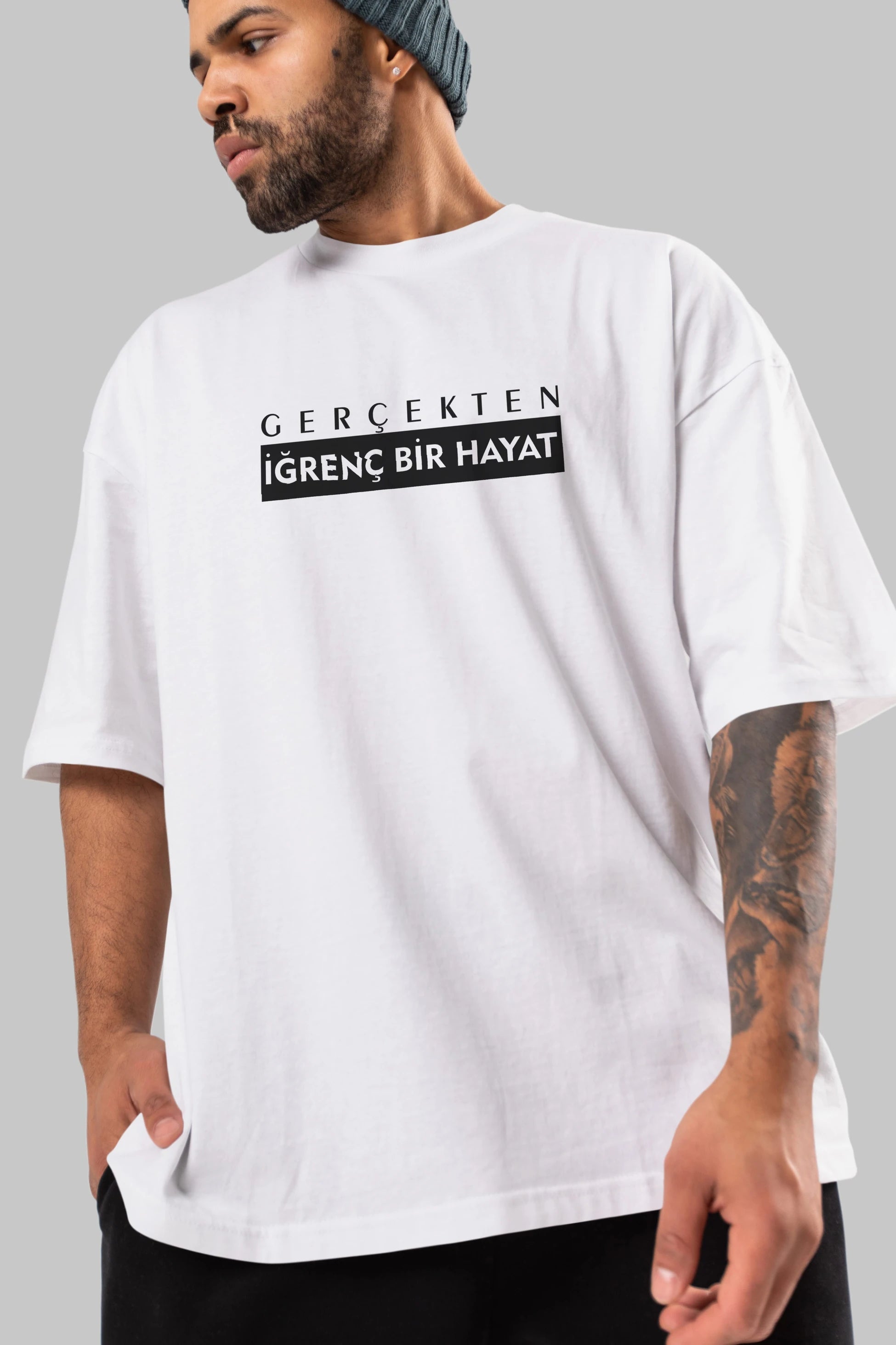 Gerçekte İğrenç Bir Hayat Ön Baskılı Oversize t-shirt %100 pamuk Erkek Kadın Unisex