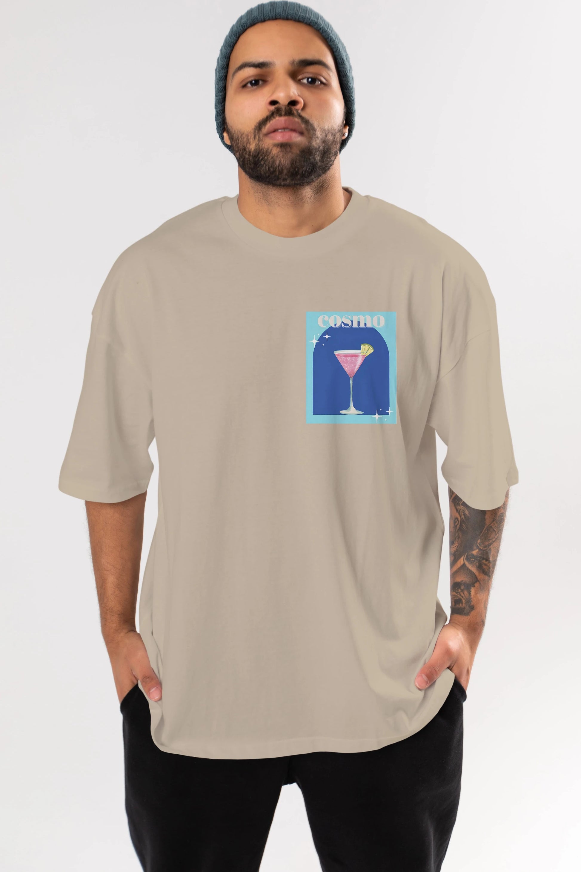 Cosmopolitan 2 Ön Sol Baskılı Oversize t-shirt Erkek Kadın Unisex %100 Pamuk Bisiklet Yaka tişort