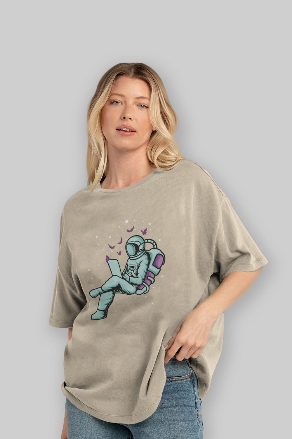 Work with Butterflies in Space Ön Baskılı Oversize t-shirt Erkek Kadın Unisex