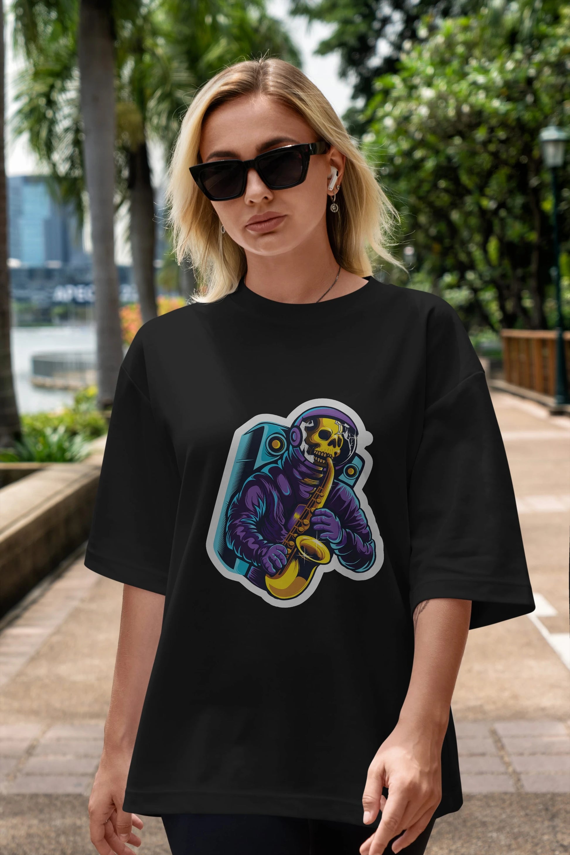 Astroskull Saxophonist Sticker Ön Baskılı Oversize t-shirt Erkek Kadın Unisex