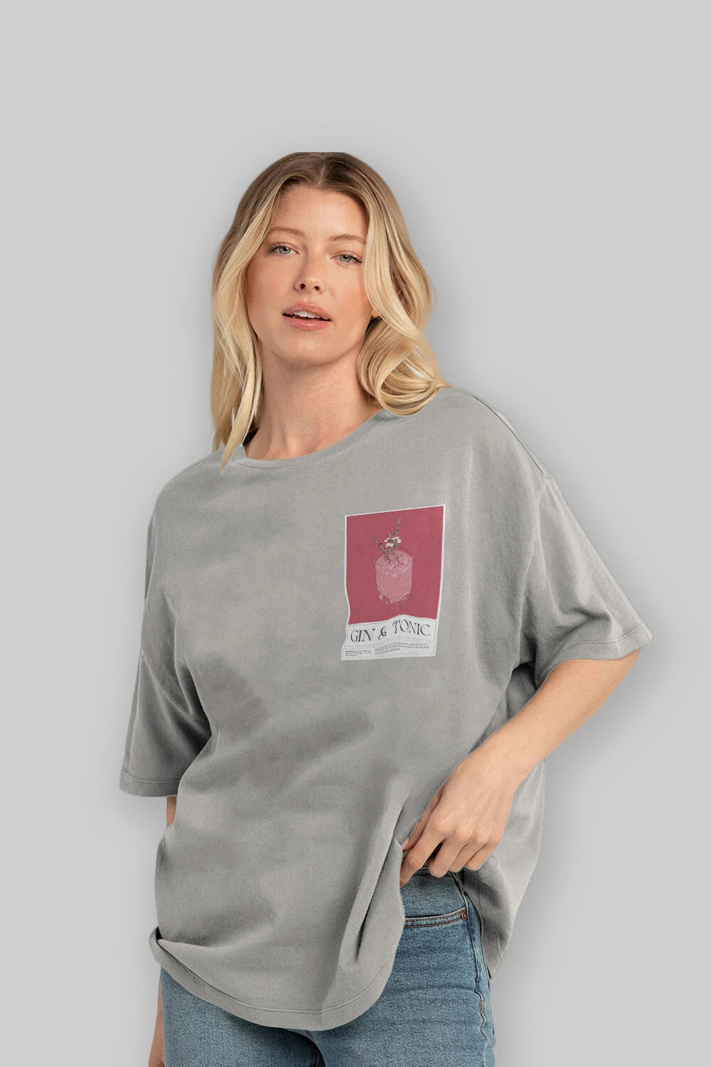 Gin Tonic 4 Ön Sol Baskılı Oversize t-shirt Erkek Kadın Unisex %100 Pamuk Bisiklet Yaka tişort