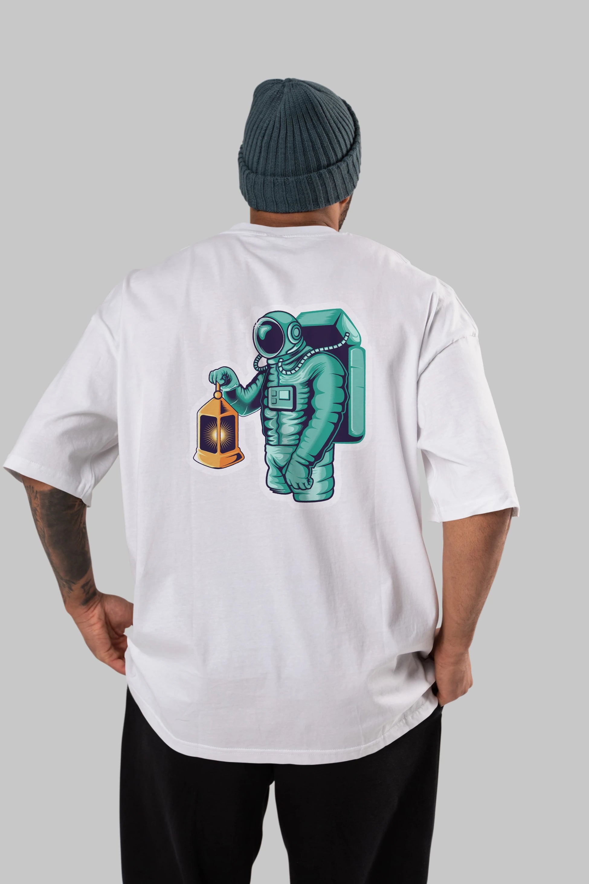 Astronaut Lantern Sticker Arka Baskılı Oversize t-shirt Erkek Kadın Unisex