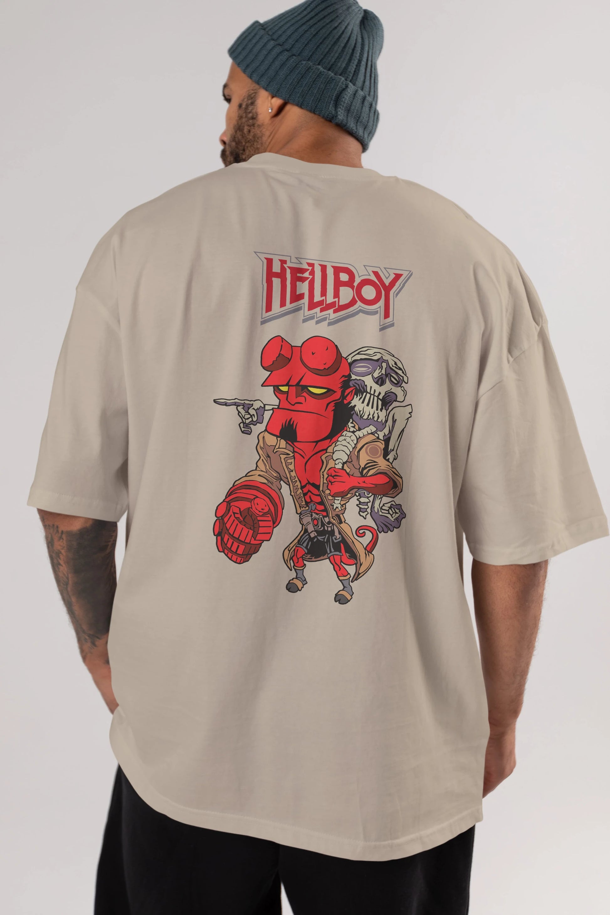 Hellboy (2) Arka Baskılı Oversize t-shirt Erkek Kadın Unisex %100 Pamuk Bisiklet Yaka tişort