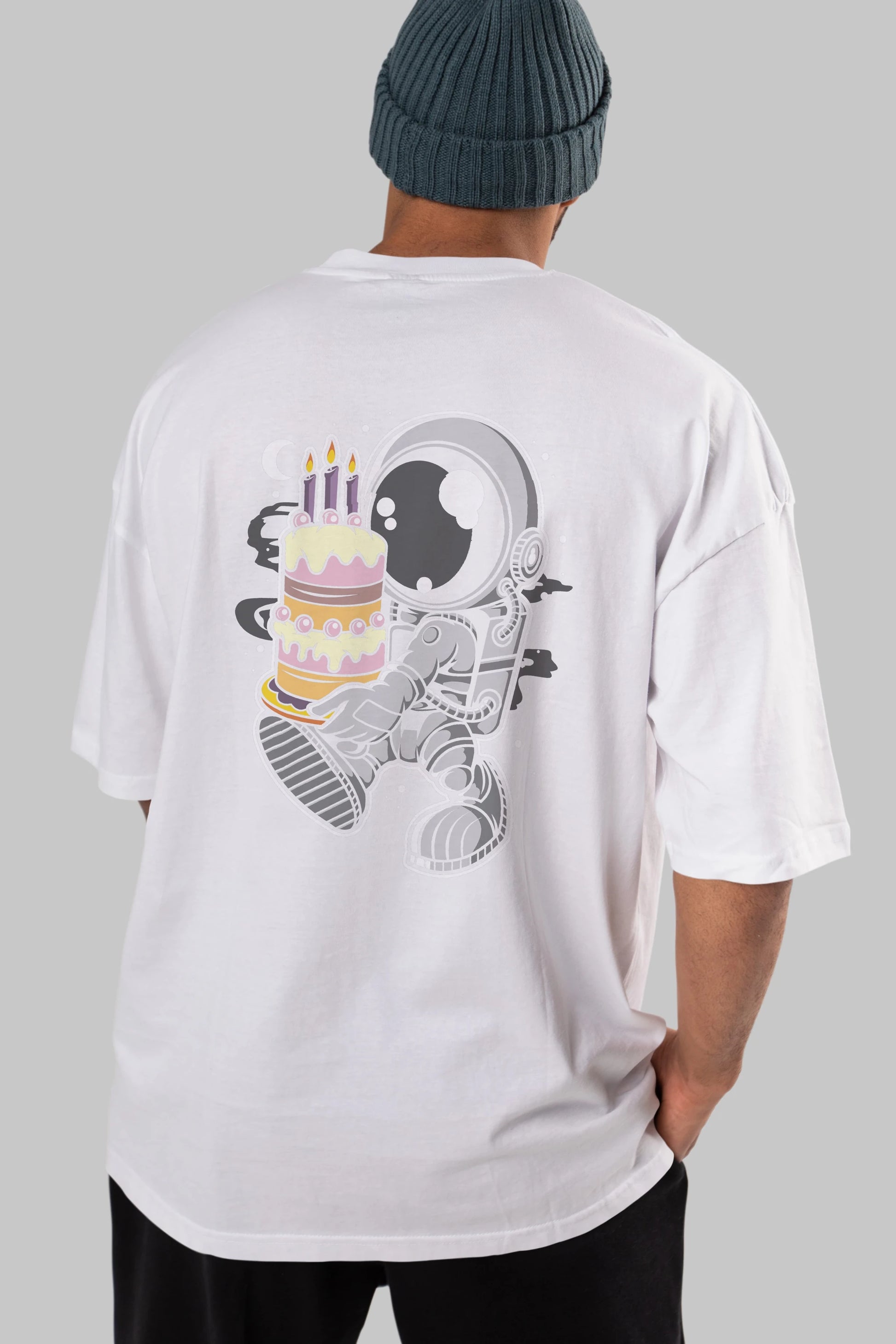 Astronaut Birthday Cake Arka Baskılı Oversize t-shirt Erkek Kadın Unisex