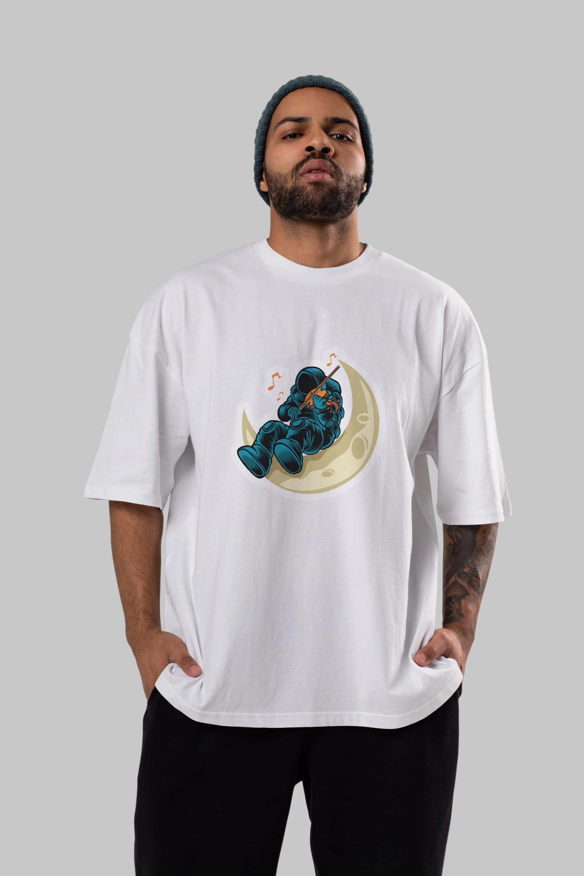 Playing Vionist in Space Sticker Ön Baskılı Oversize t-shirt Erkek Kadın Unisex