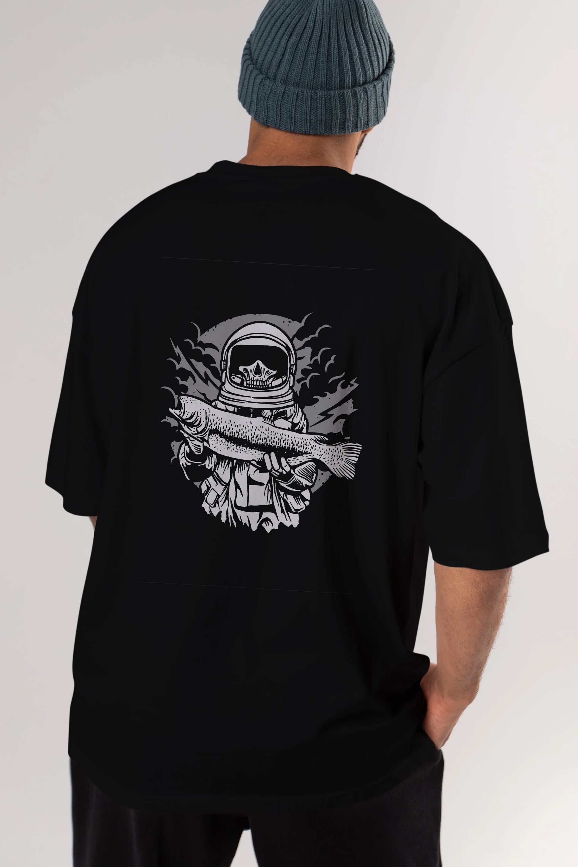 Astronaut Fishing Arka Baskılı Oversize t-shirt Erkek Kadın Unisex %100 Pamuk
