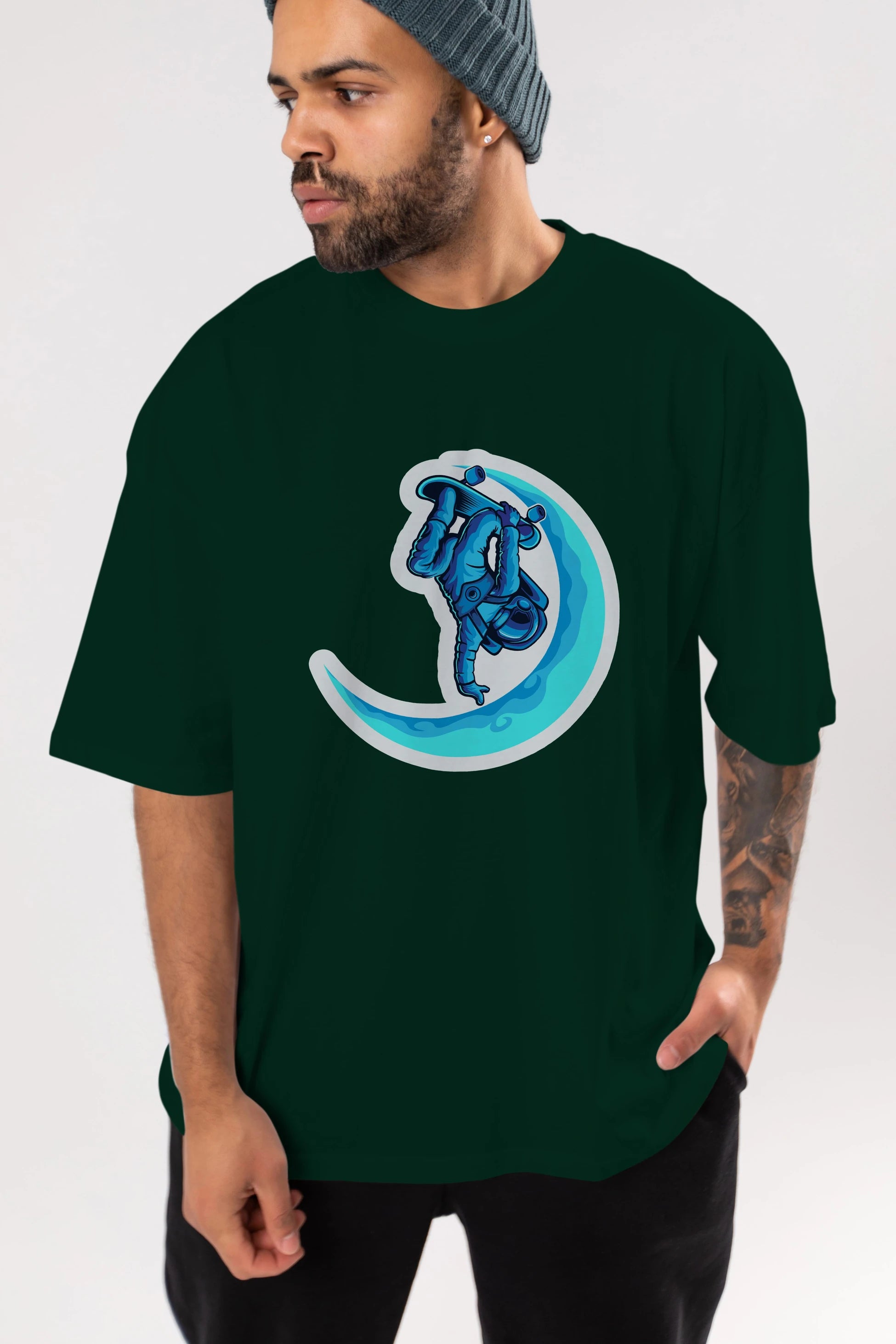 Skating on the moon sticker Ön Baskılı Oversize t-shirt Erkek Kadın Unisex