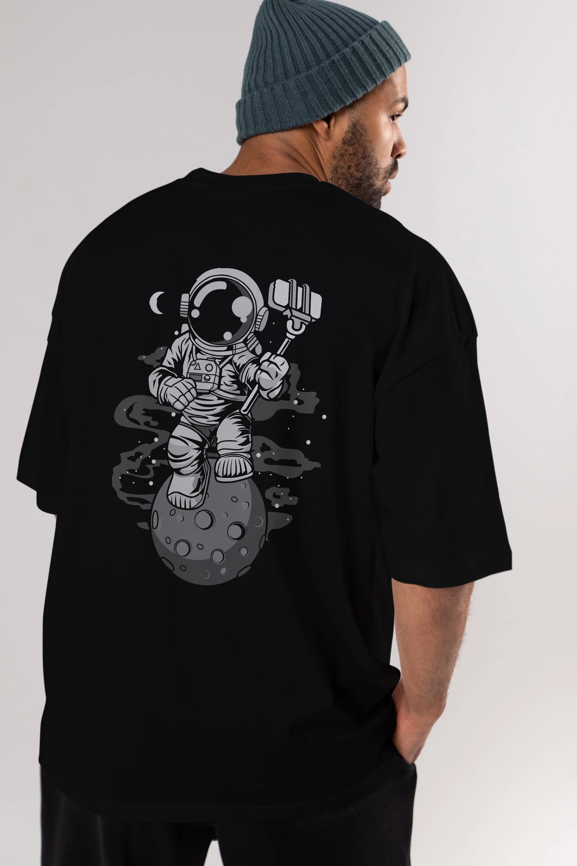 Astronaut Selfie Arka Baskılı Oversize t-shirt Erkek Kadın Unisex