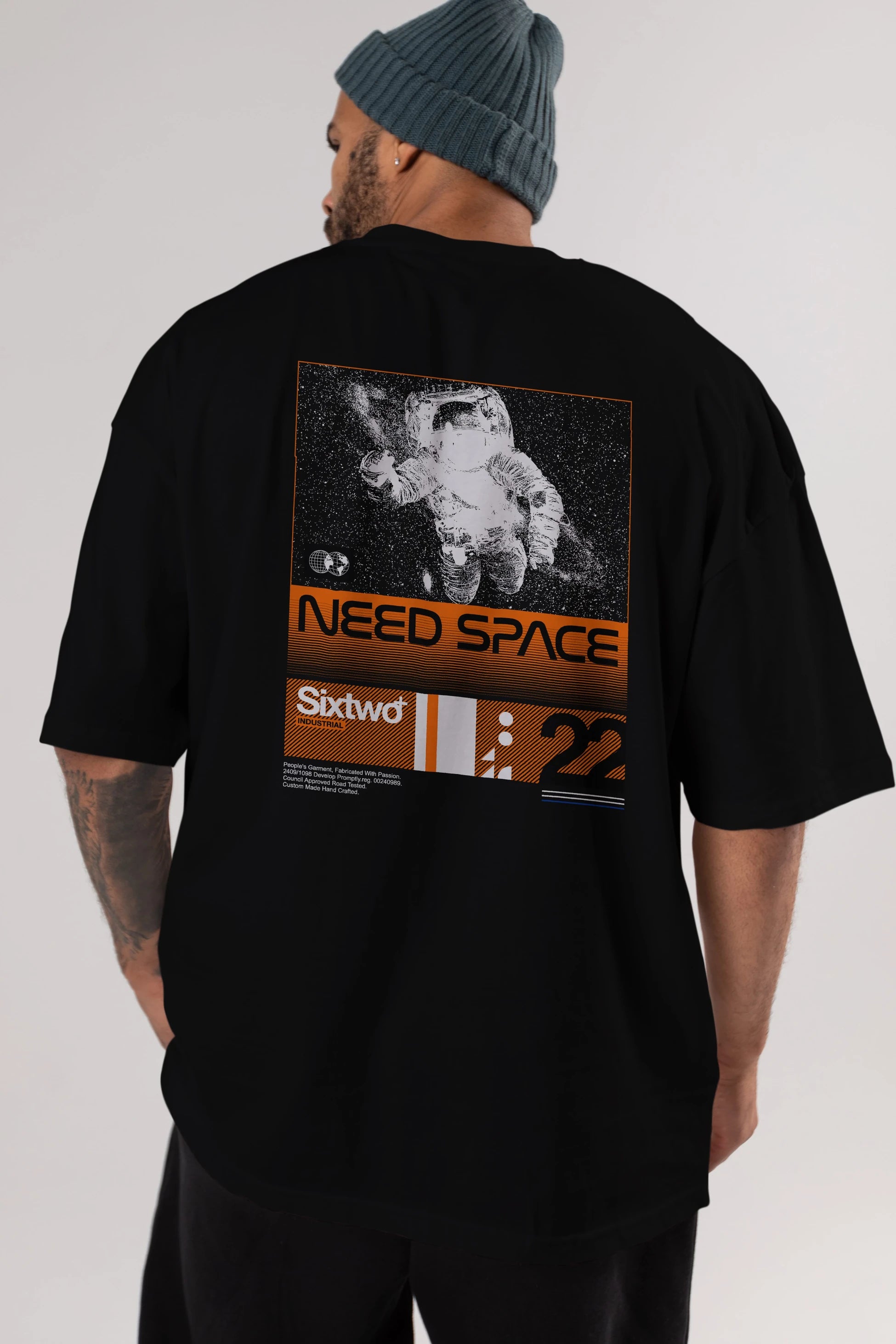 Need Space Arka Baskılı Oversize t-shirt Erkek Kadın Unisex