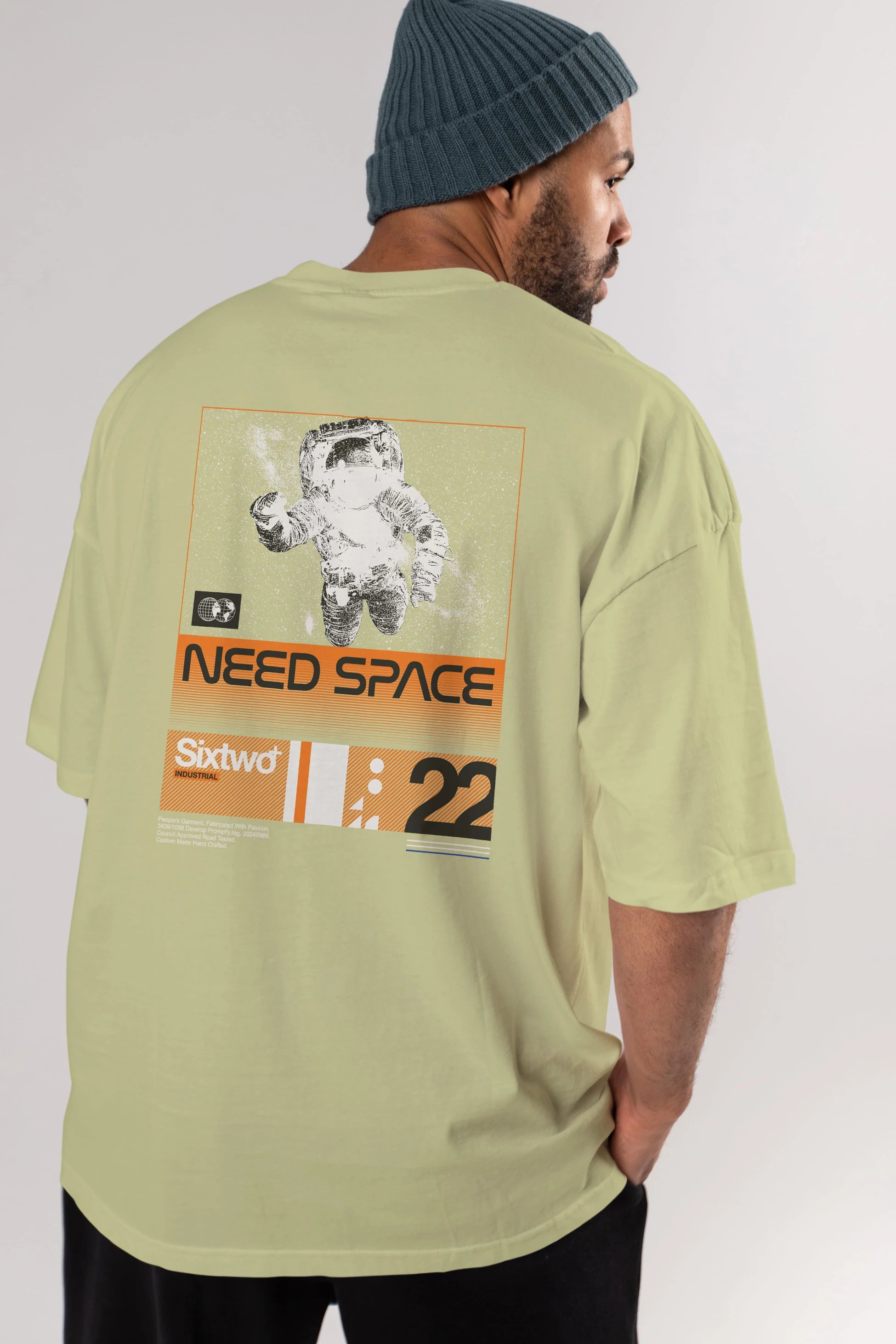 Need Space Arka Baskılı Oversize t-shirt Erkek Kadın Unisex