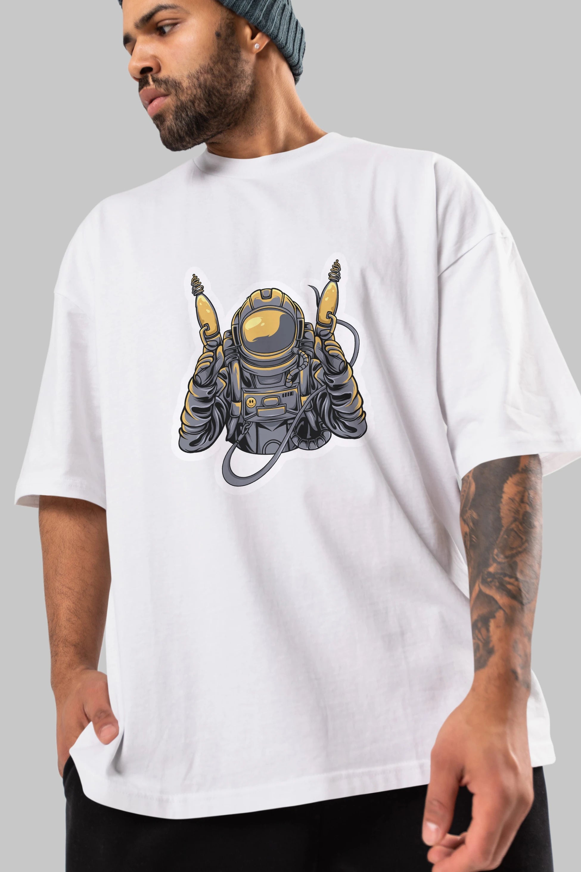 Alien Hunter Sticker Ön Baskılı Oversize t-shirt Erkek Kadın Unisex