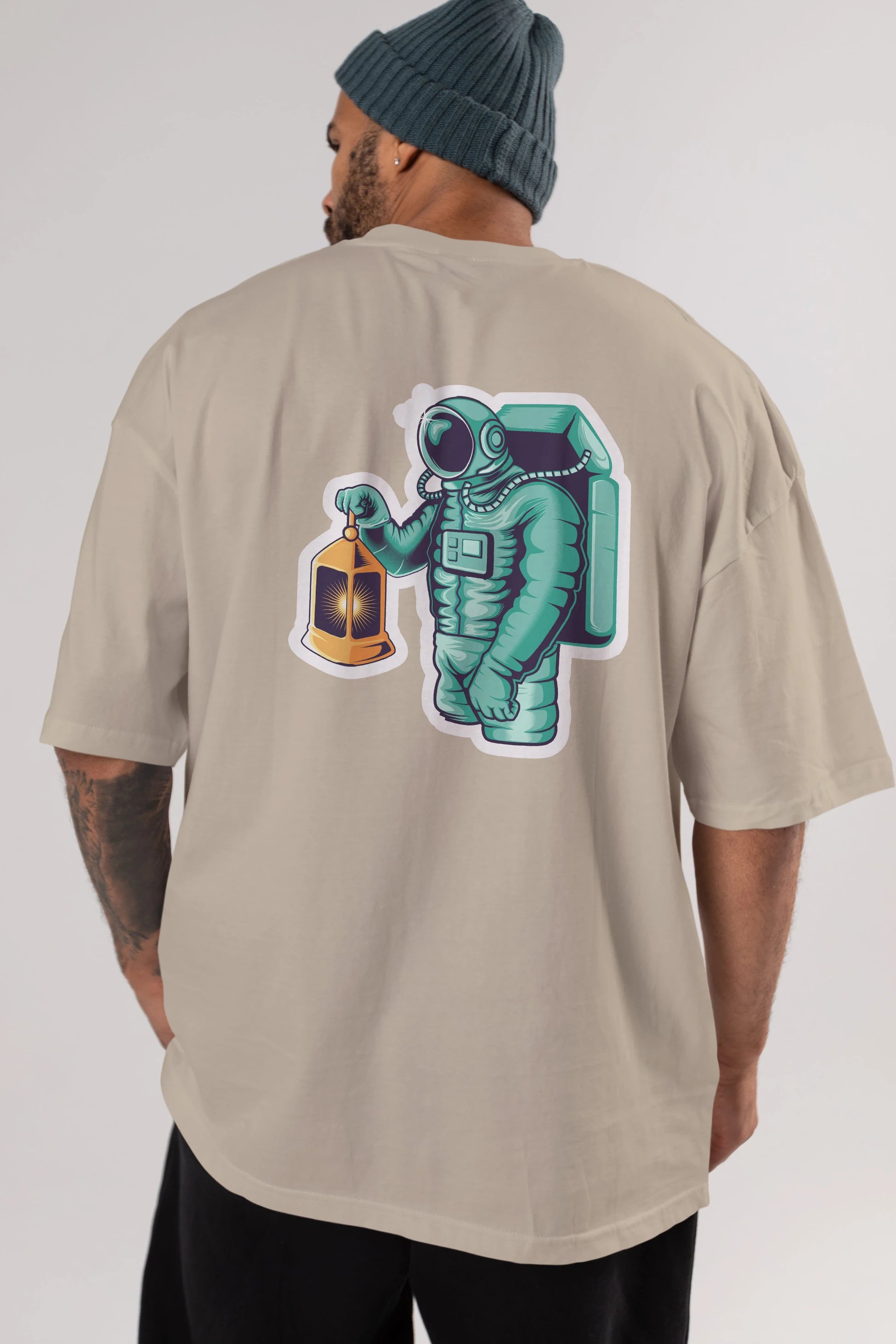 Astronaut Lantern Sticker Arka Baskılı Oversize t-shirt Erkek Kadın Unisex