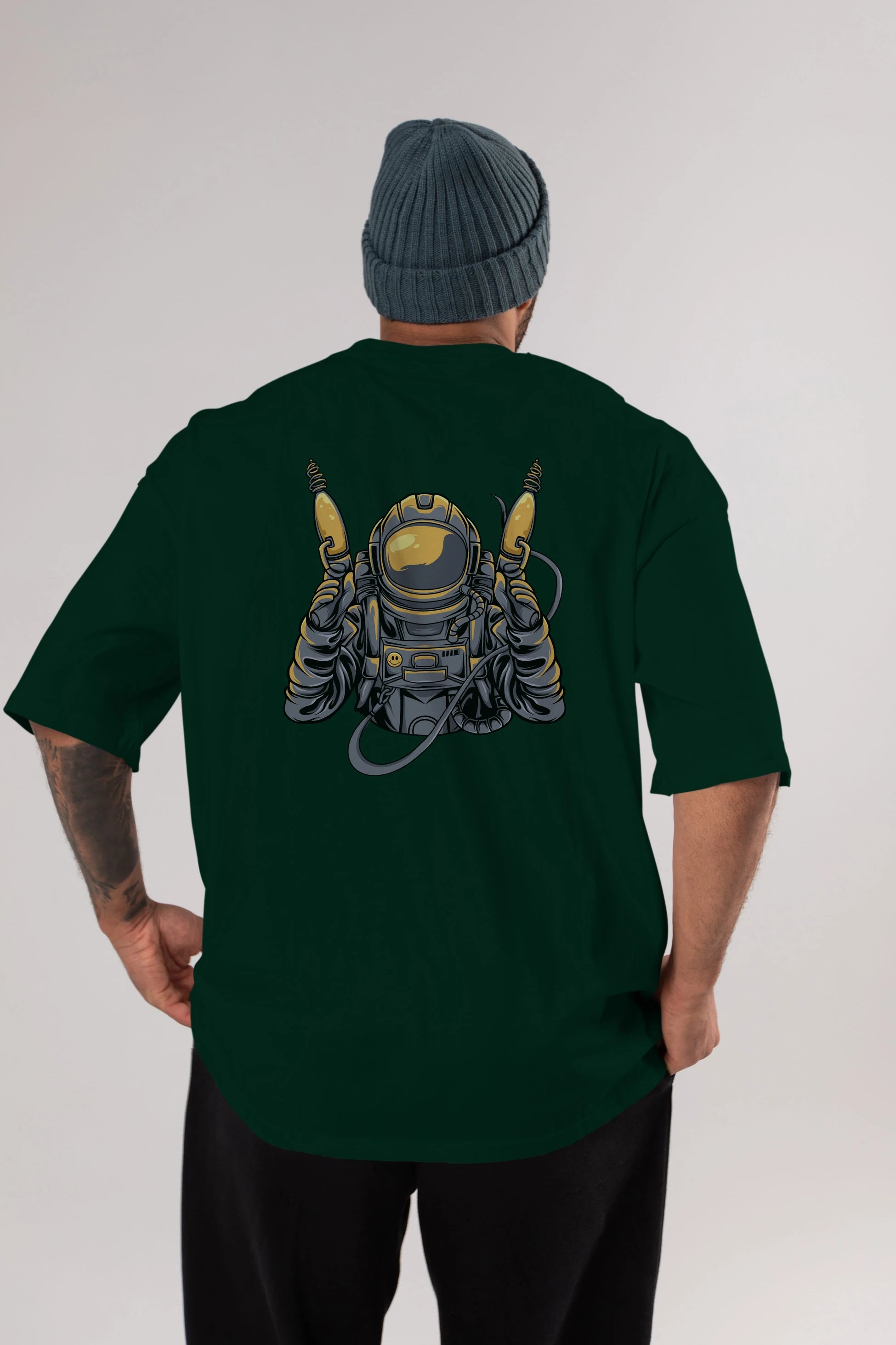 Alien Hunter Arka Baskılı Oversize t-shirt Erkek Kadın Unisex