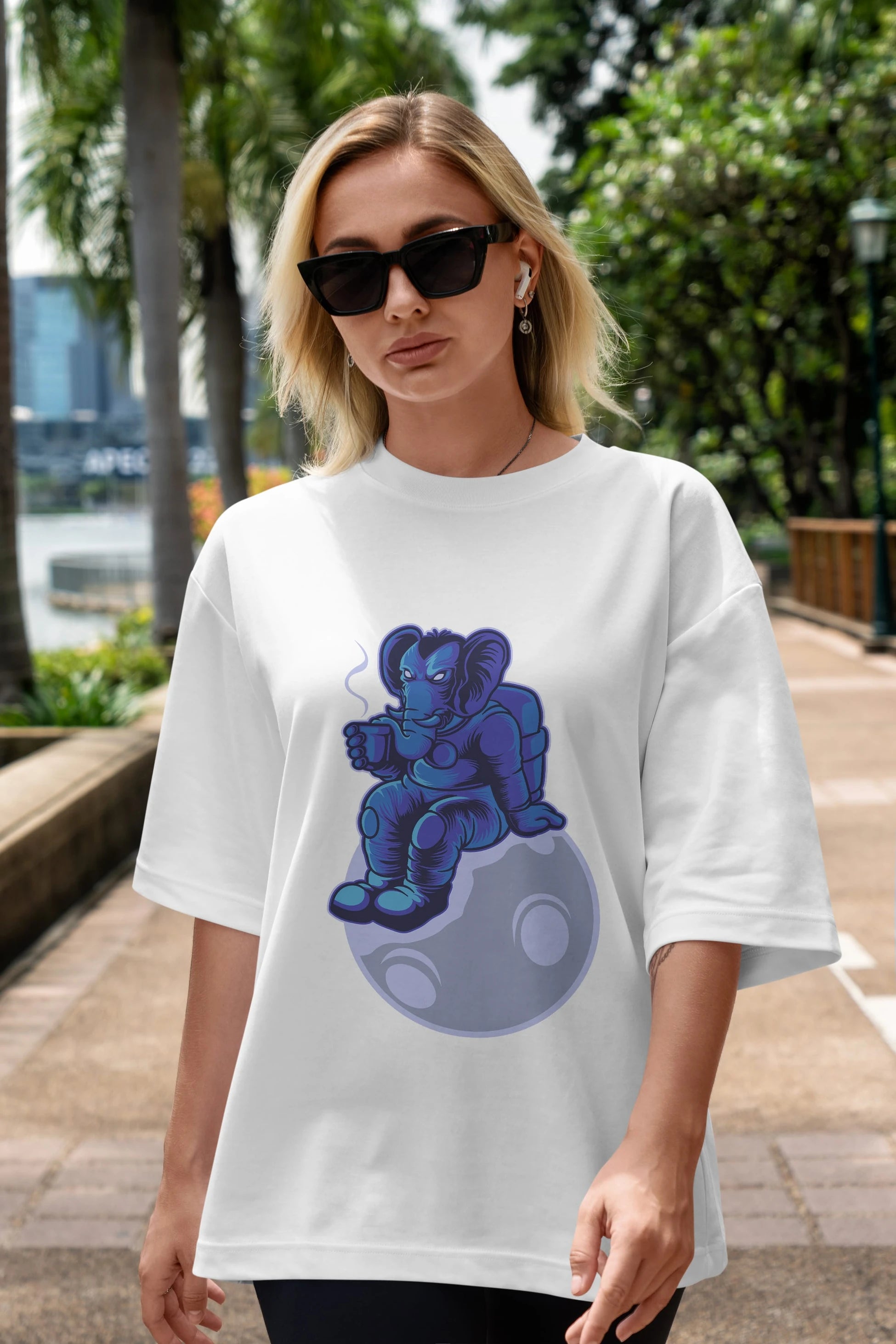 Space Elephant Drink Coffee Ön Baskılı Oversize t-shirt Erkek Kadın Unisex