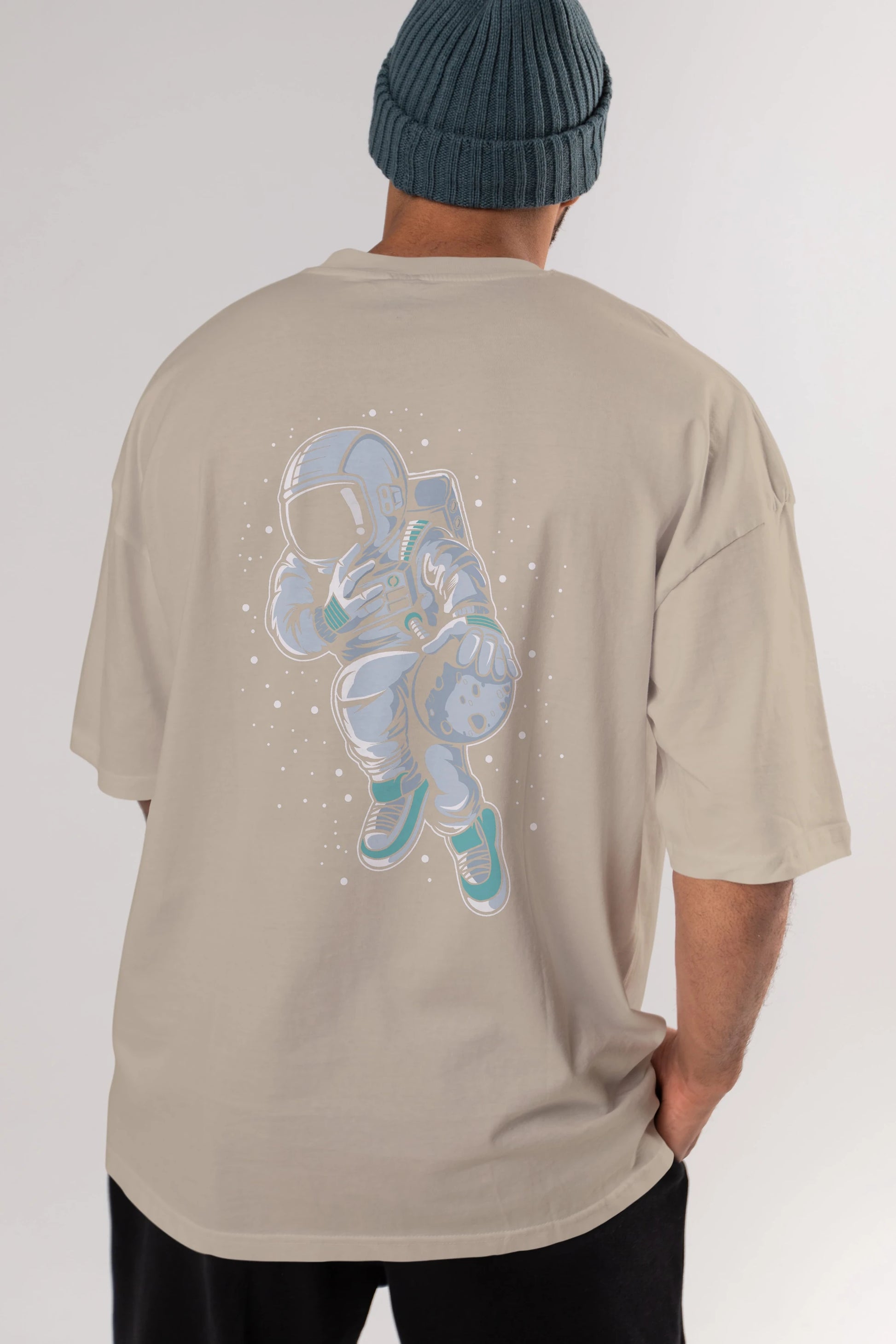 Astronaut Basketball (2) Arka Baskılı Oversize t-shirt Erkek Kadın Unisex
