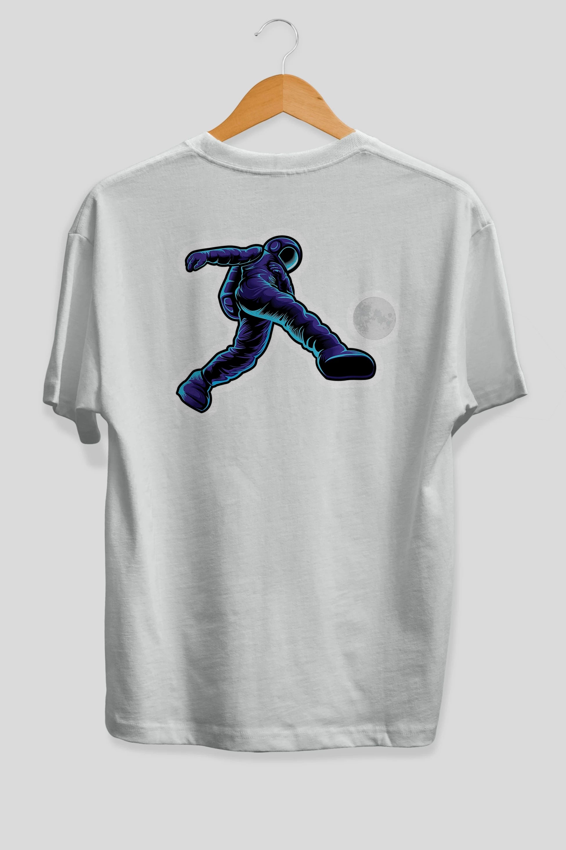 Astroball in Space Sticker Arka Baskılı Oversize t-shirt Erkek Kadın Unisex