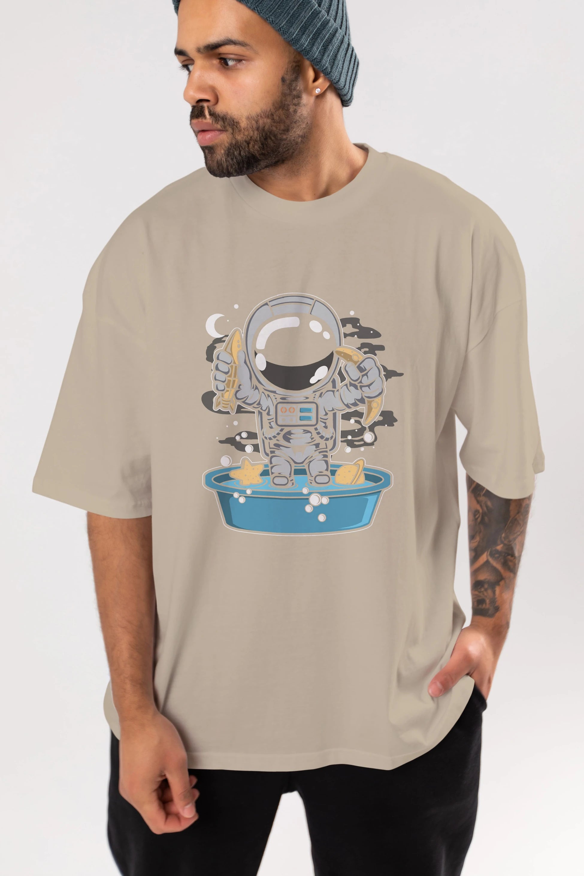 Astronaut Bath Tub Ön Baskılı Oversize t-shirt Erkek Kadın Unisex