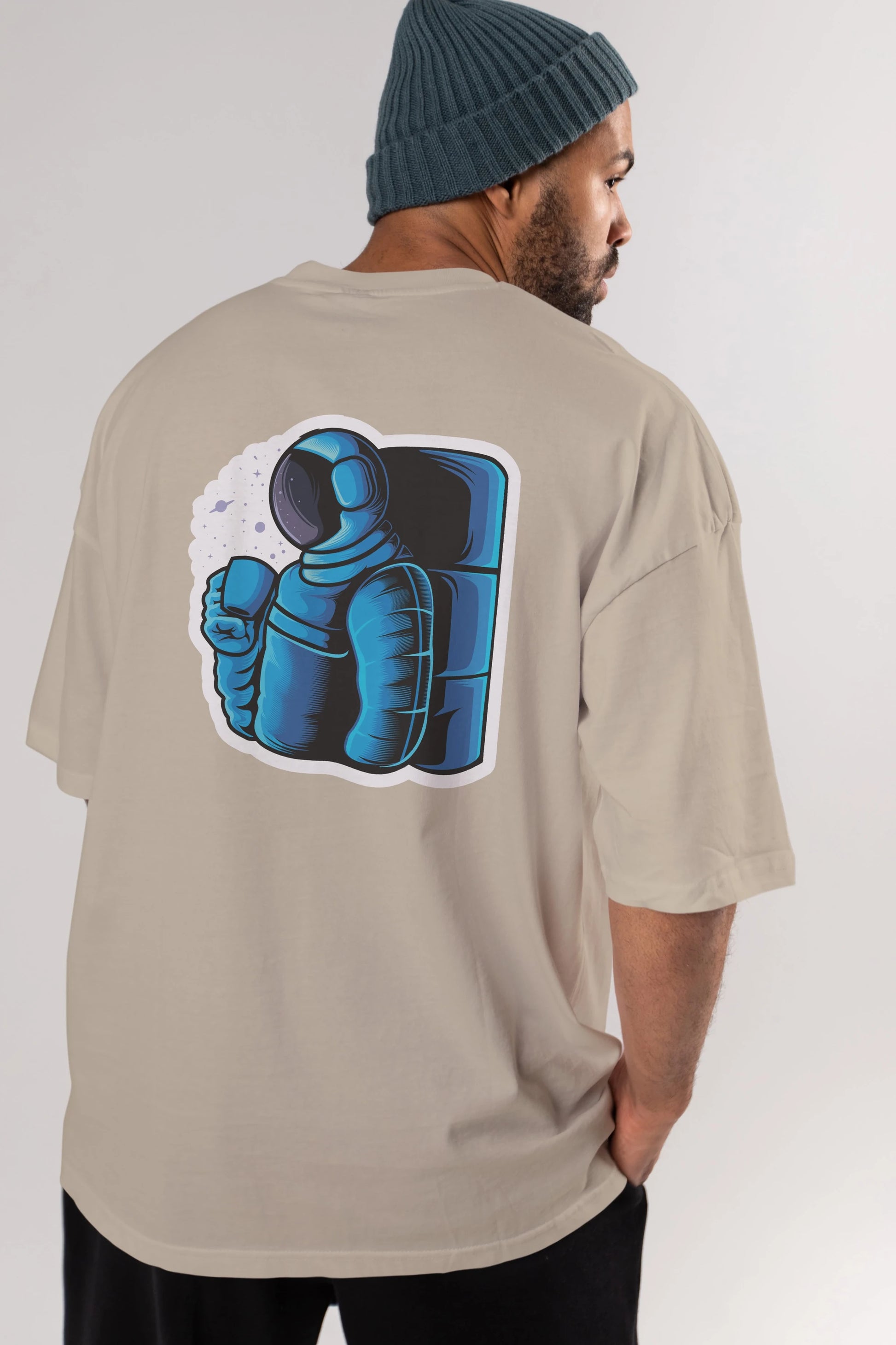 Drinking coffee in space sticker Arka Baskılı Oversize t-shirt Erkek Kadın Unisex