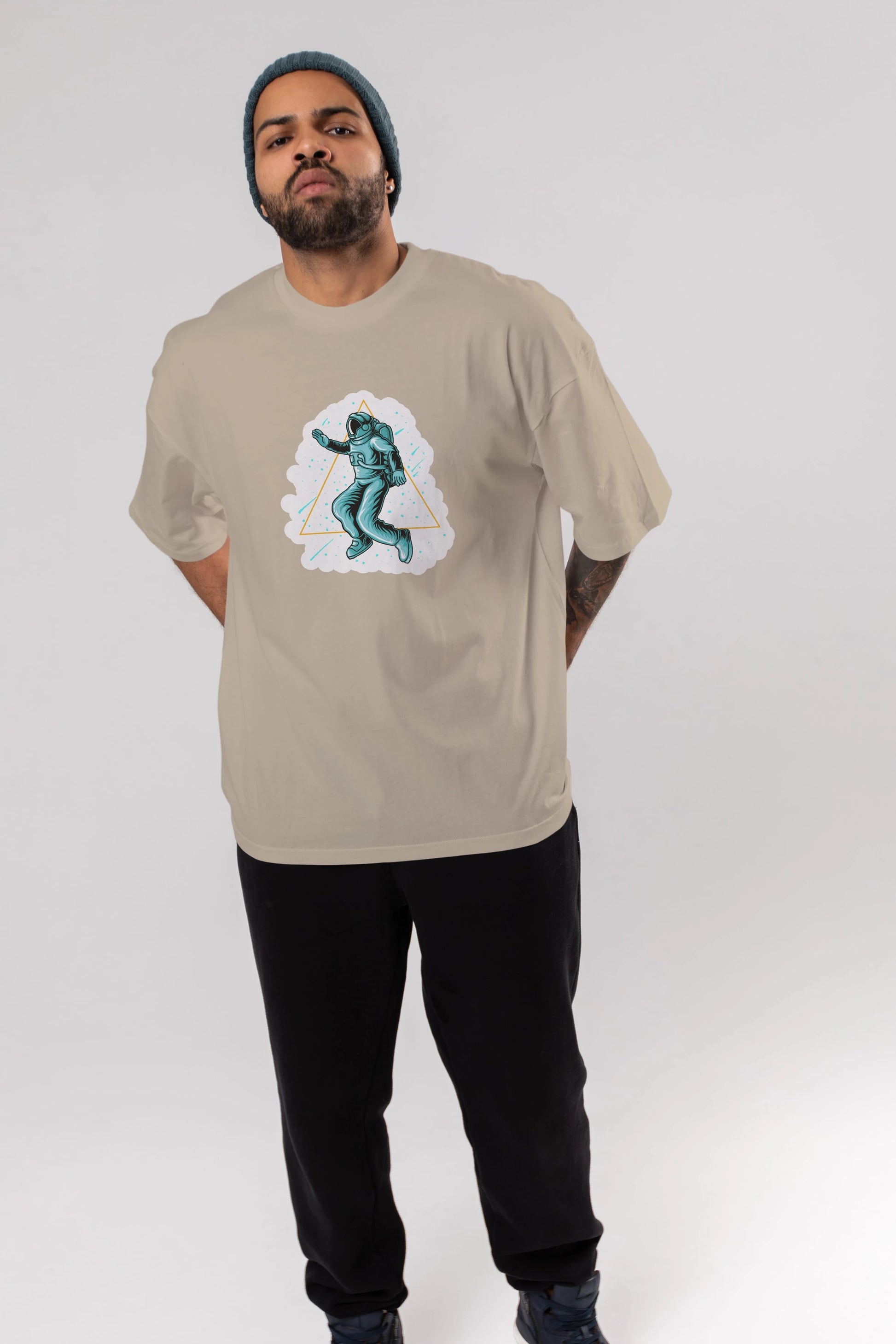 Astronaut Starry Triangle Sticker Ön Baskılı Oversize t-shirt Erkek Kadın Unisex