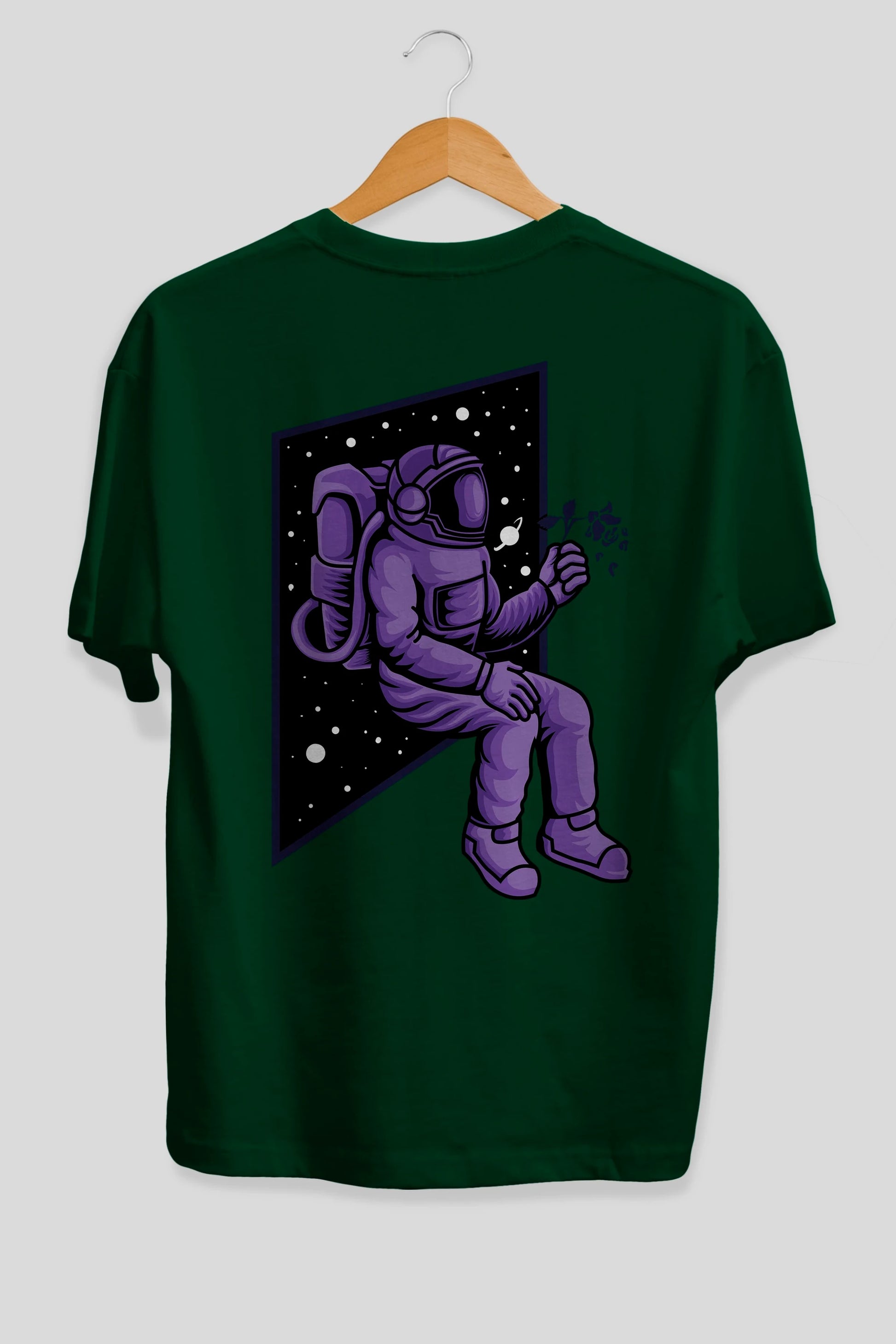 Astronaut holding black rose Arka Baskılı Oversize t-shirt Erkek Kadın Unisex