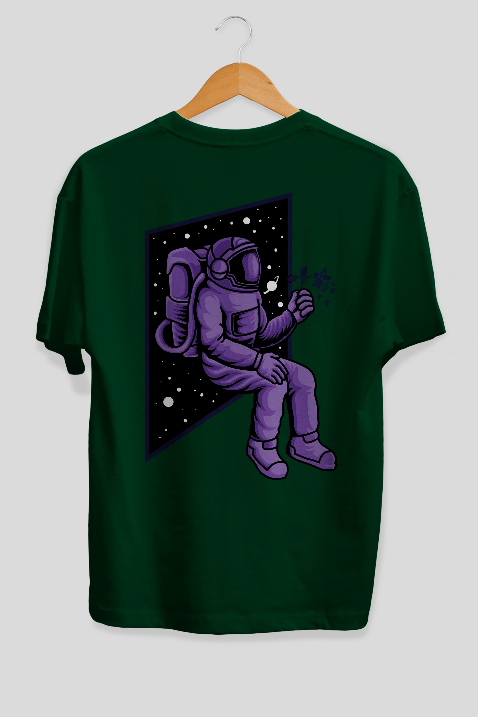 Astronaut holding black rose Arka Baskılı Oversize t-shirt Erkek Kadın Unisex