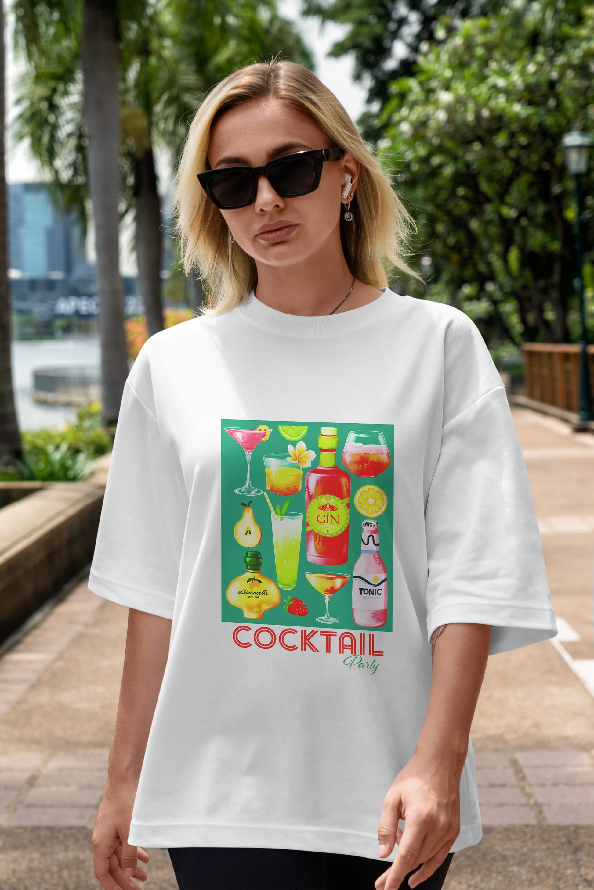 Cocktail Party 2 Ön Baskılı Oversize t-shirt Erkek Kadın Unisex %100 Pamuk Bisiklet Yaka tişort