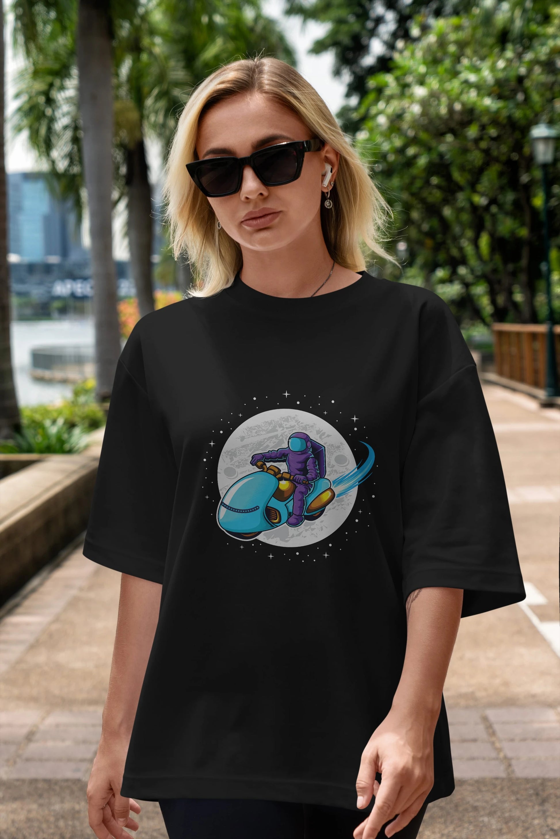 Astrorider in Space Ön Baskılı Oversize t-shirt Erkek Kadın Unisex