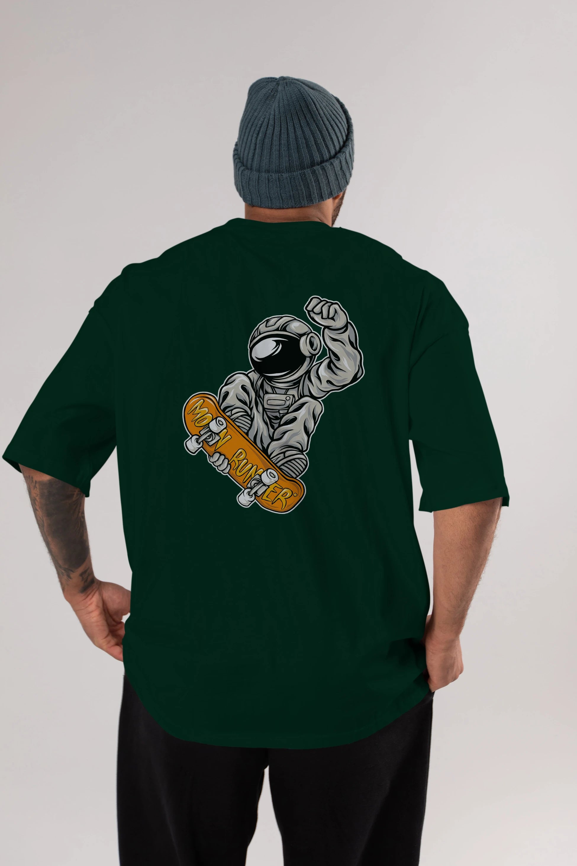 Moon Runner Arka Baskılı Oversize t-shirt Erkek Kadın Unisex