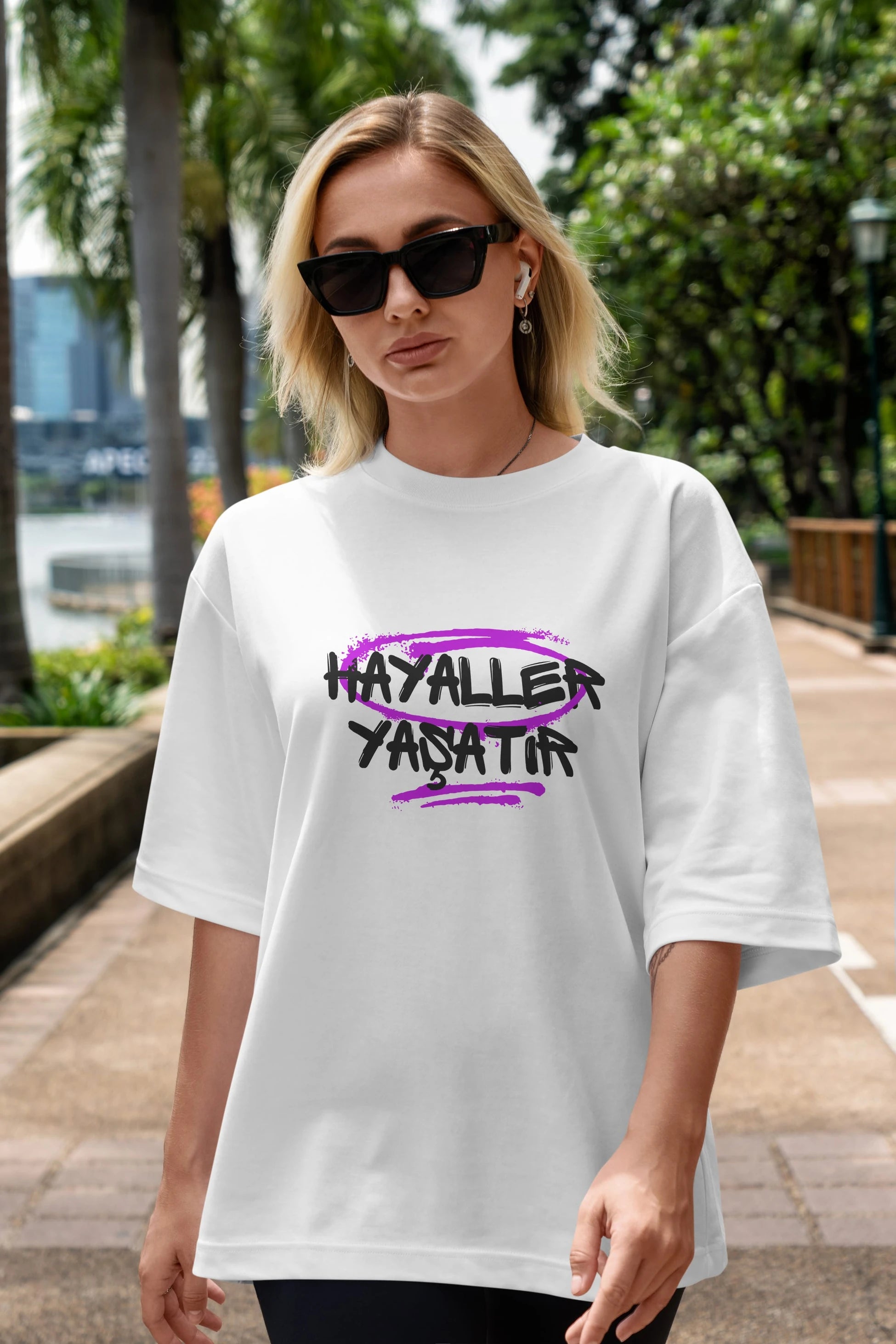 Hayaller Yaşatır Ön Baskılı Oversize t-shirt Erkek Kadın Unisex