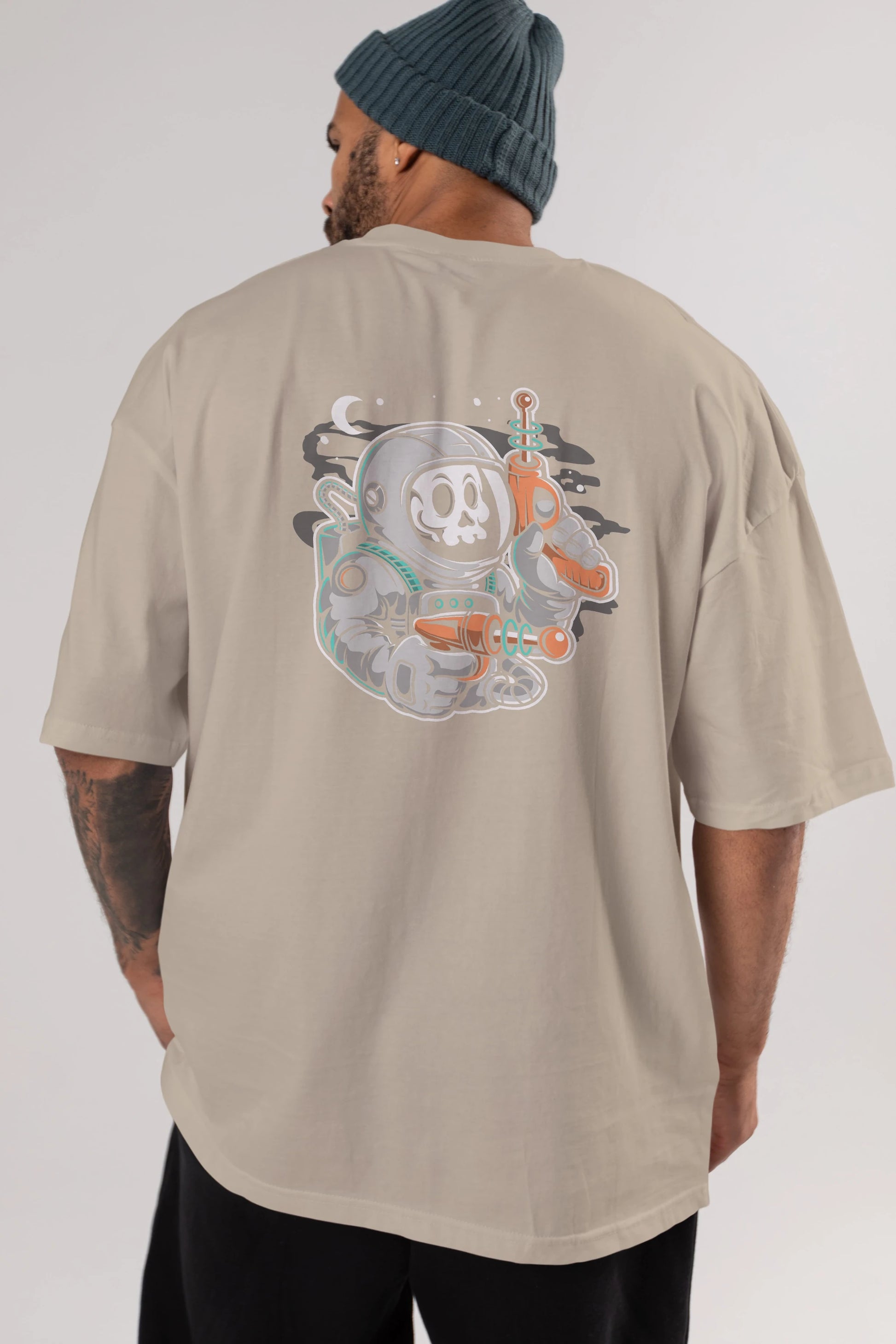 Astronaut Ray Gun Arka Baskılı Oversize t-shirt Erkek Kadın Unisex