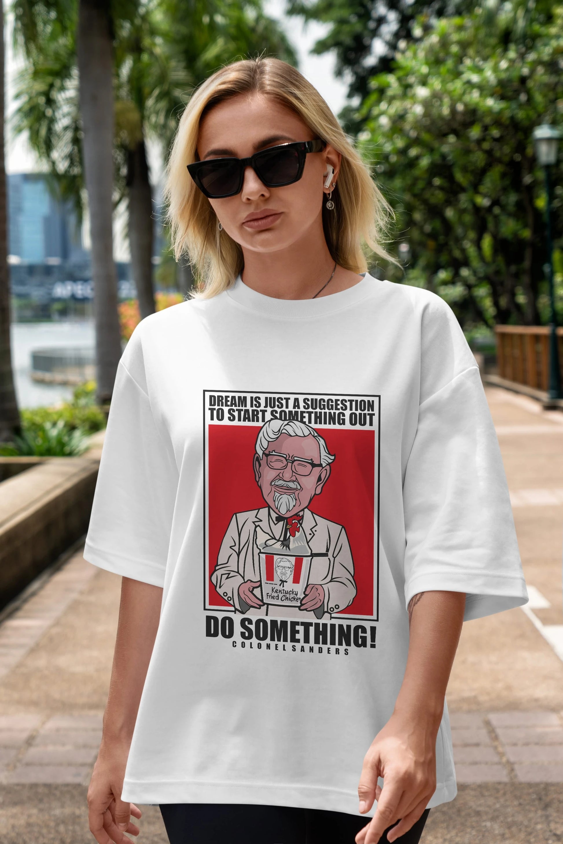 Colonel Sanders Ön Baskılı Oversize t-shirt Erkek Kadın Unisex %100 Pamuk tişort