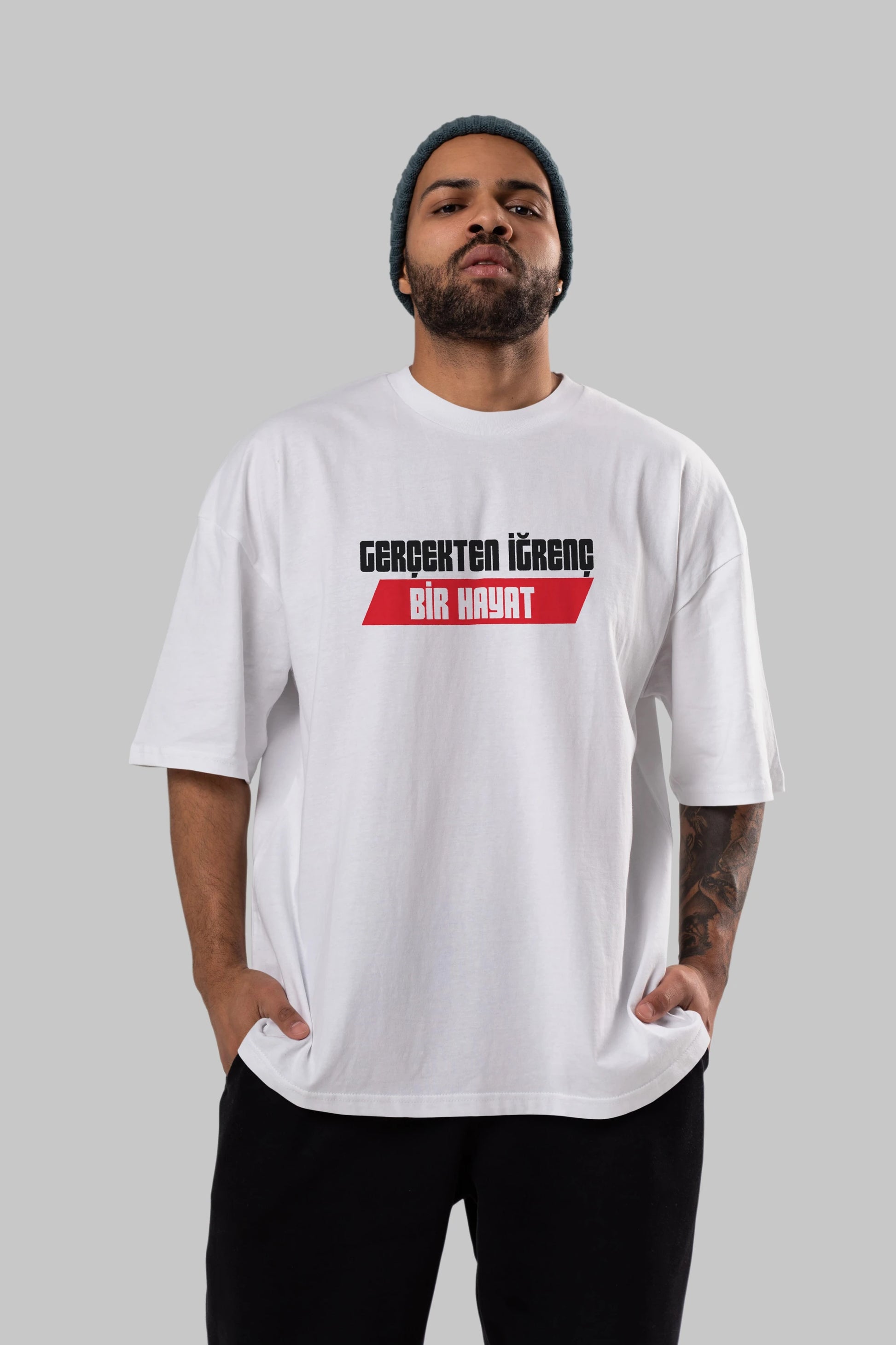 Gerçekte İğrenç Bir Hayat2 Ön Baskılı Oversize t-shirt %100 pamuk Erkek Kadın Unisex